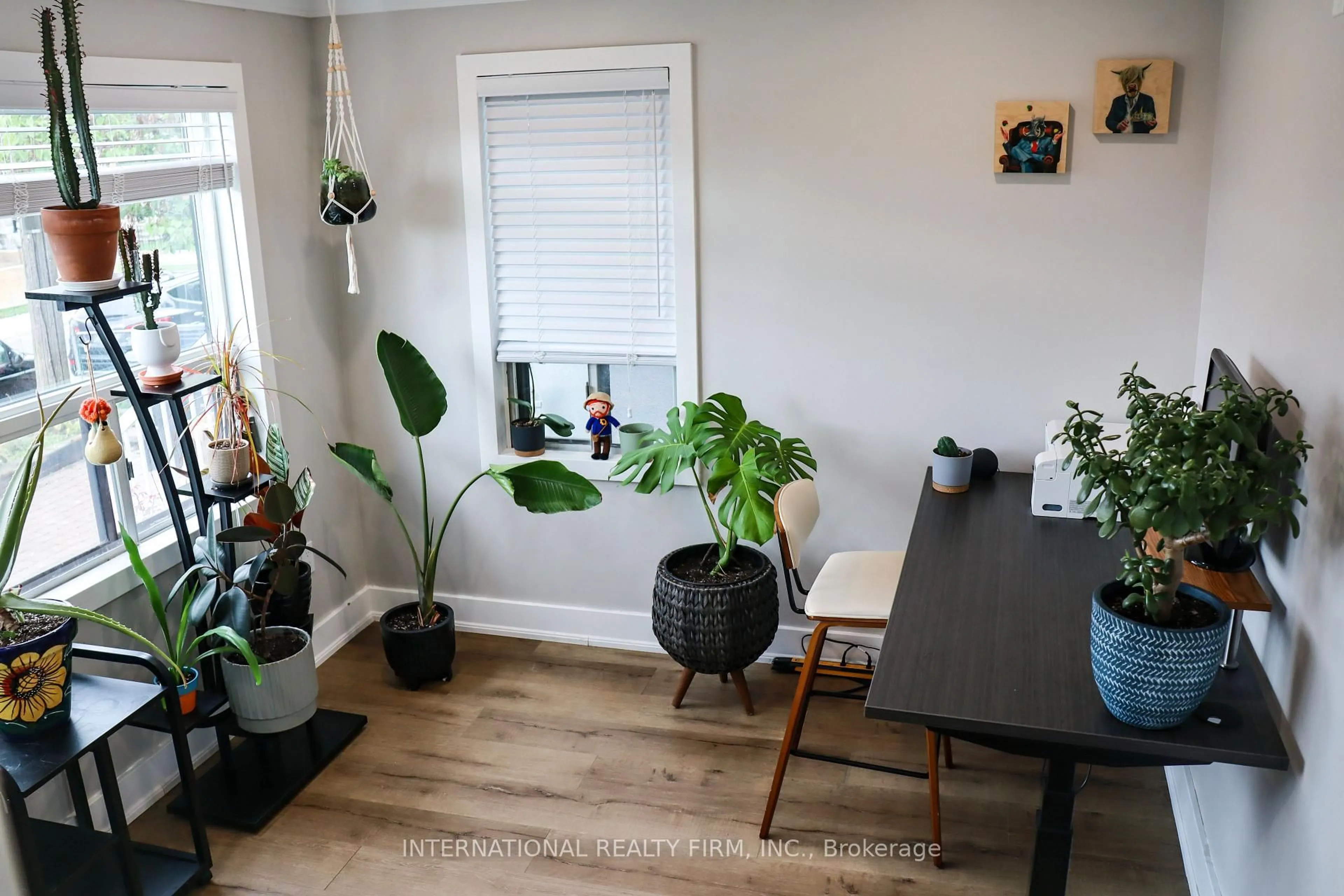 A pic of a room for 331 Mcroberts Ave, Toronto Ontario M6E 4R1