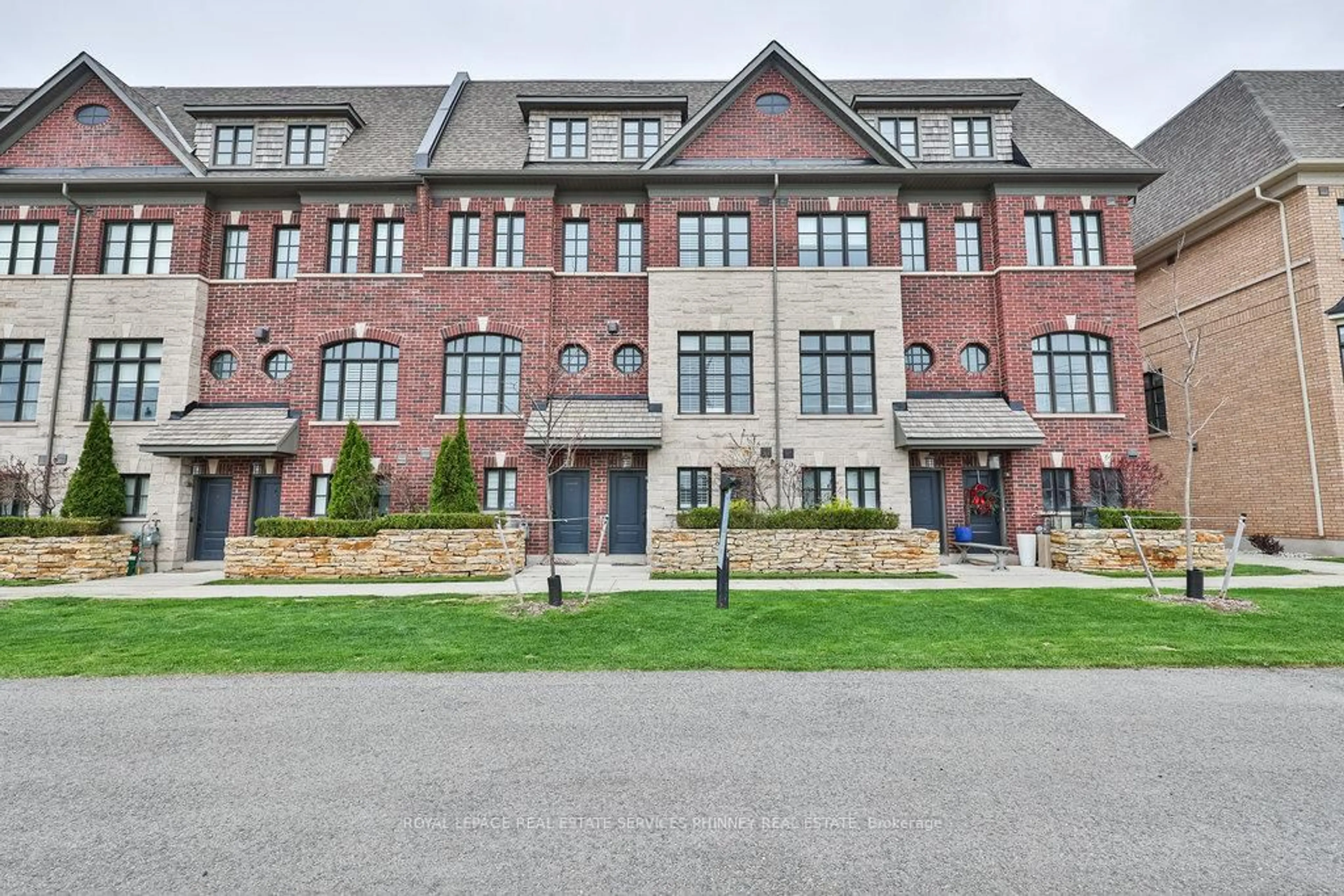 Home with brick exterior material, street for 2160 Trafalgar Rd #10, Oakville Ontario L6H 7H2