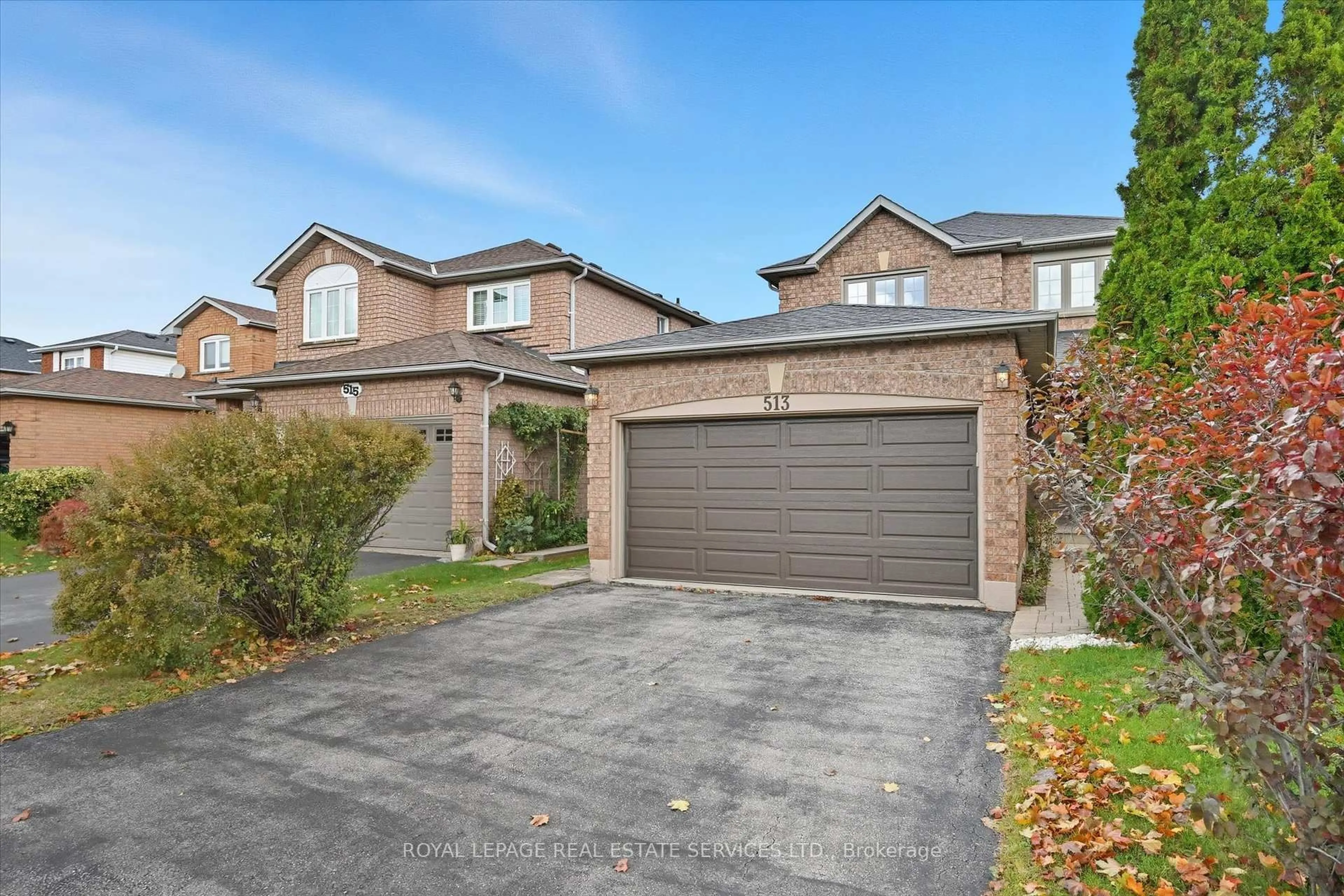 Home with brick exterior material, street for 513 Fothergill Blvd, Burlington Ontario L7L 6C8