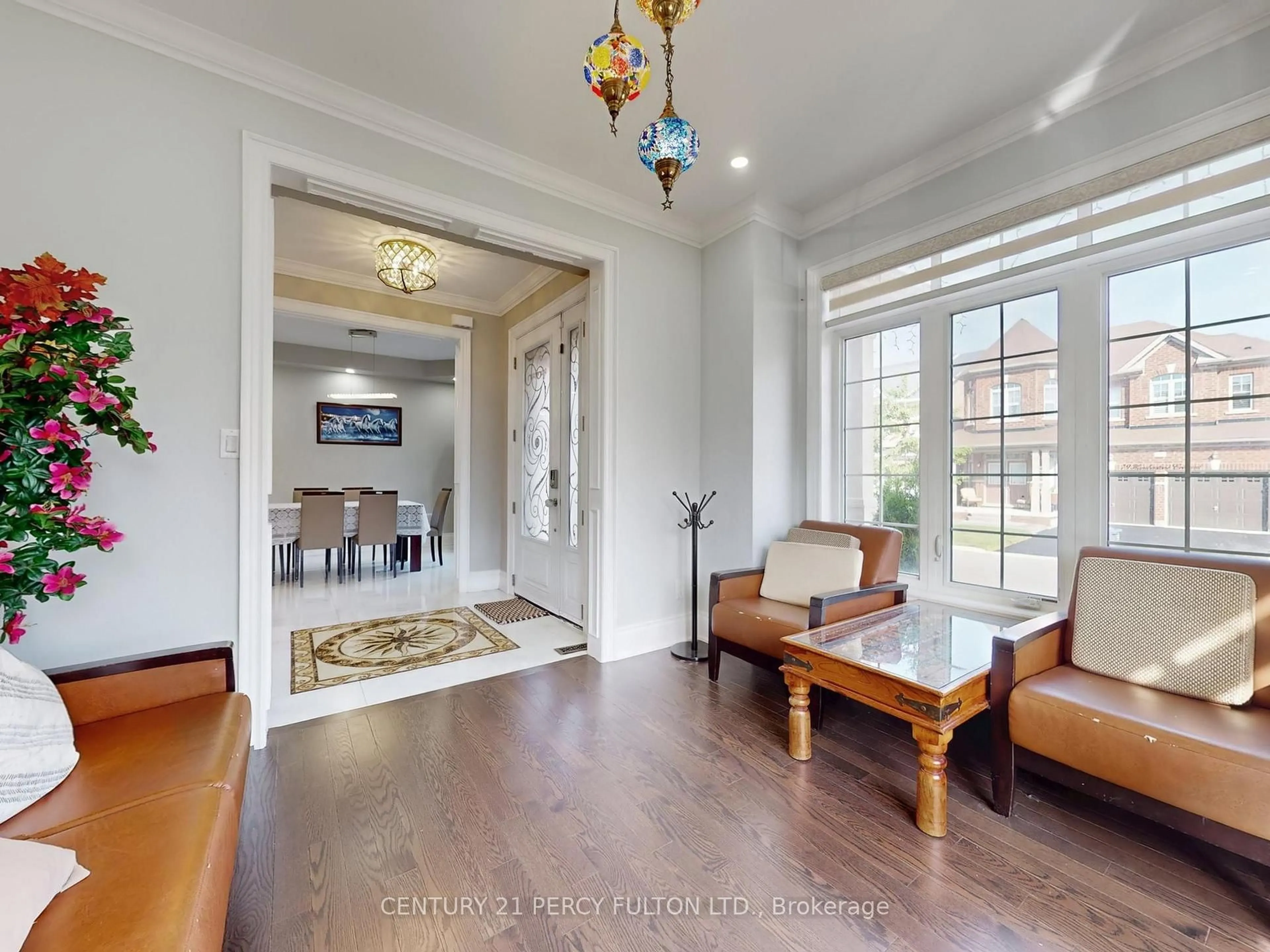 Indoor entryway for 96 Humberstone Cres, Brampton Ontario L7A 4B8