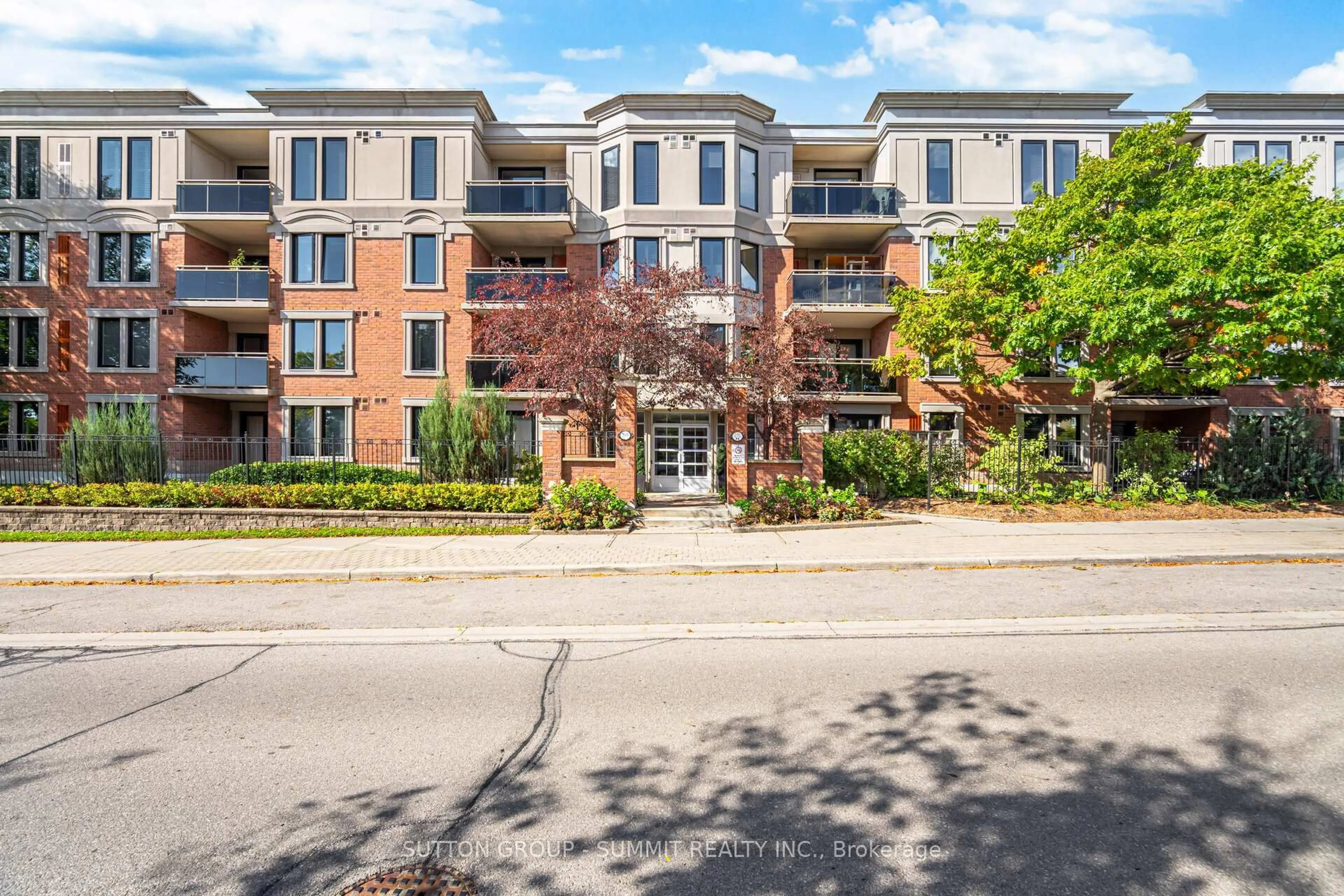 Unknown for 2300 Parkhaven Blvd #207, Oakville Ontario L6H 6V9