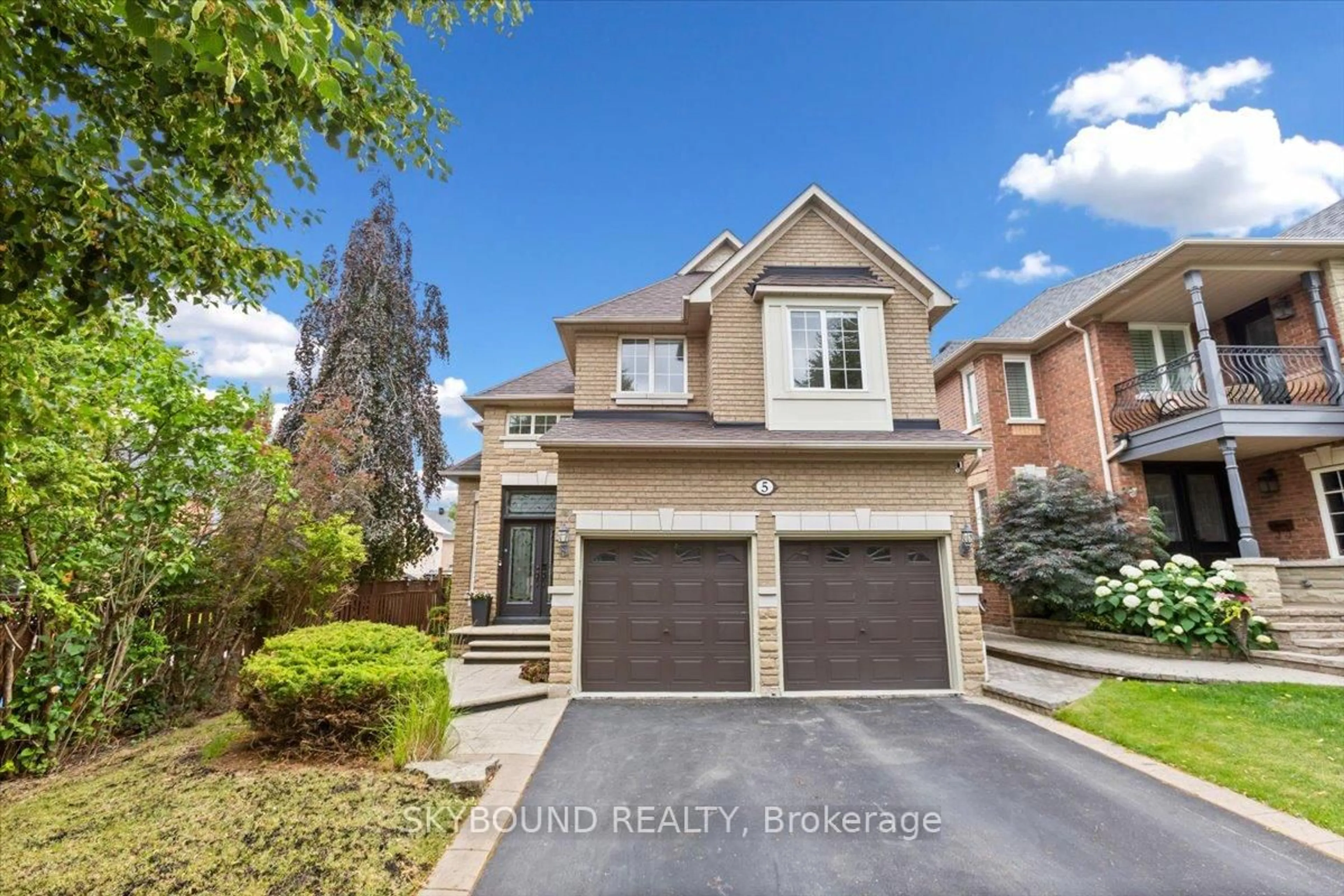 Unknown for 5 Chaplin Cres, Halton Hills Ontario L7G 5Y4