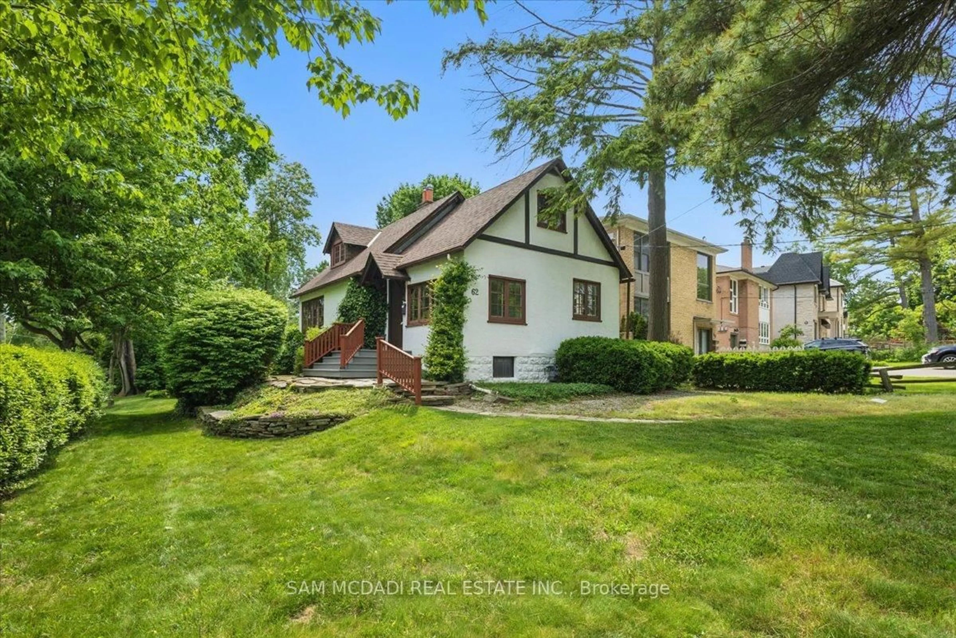 Unknown for 62 Maple Ave, Mississauga Ontario L5H 2R6