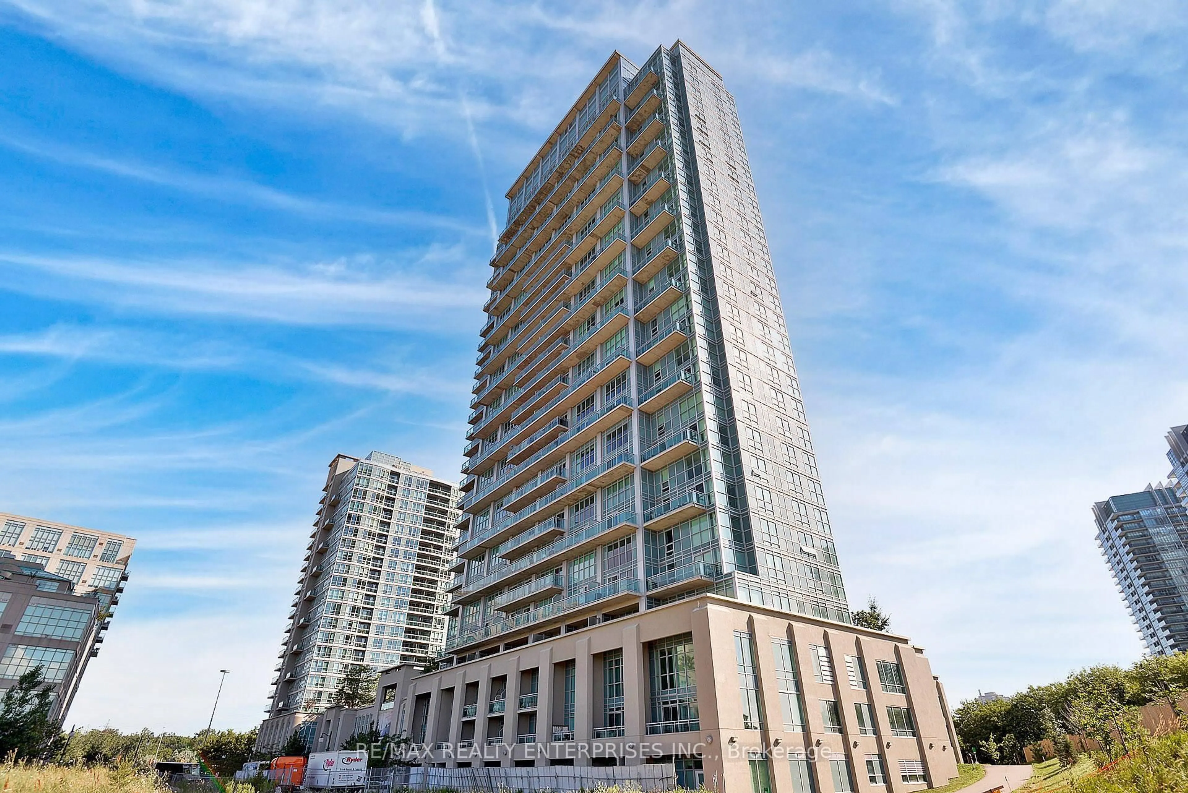 Unknown for 165 Legion Rd #2333, Toronto Ontario M8Y 0B3