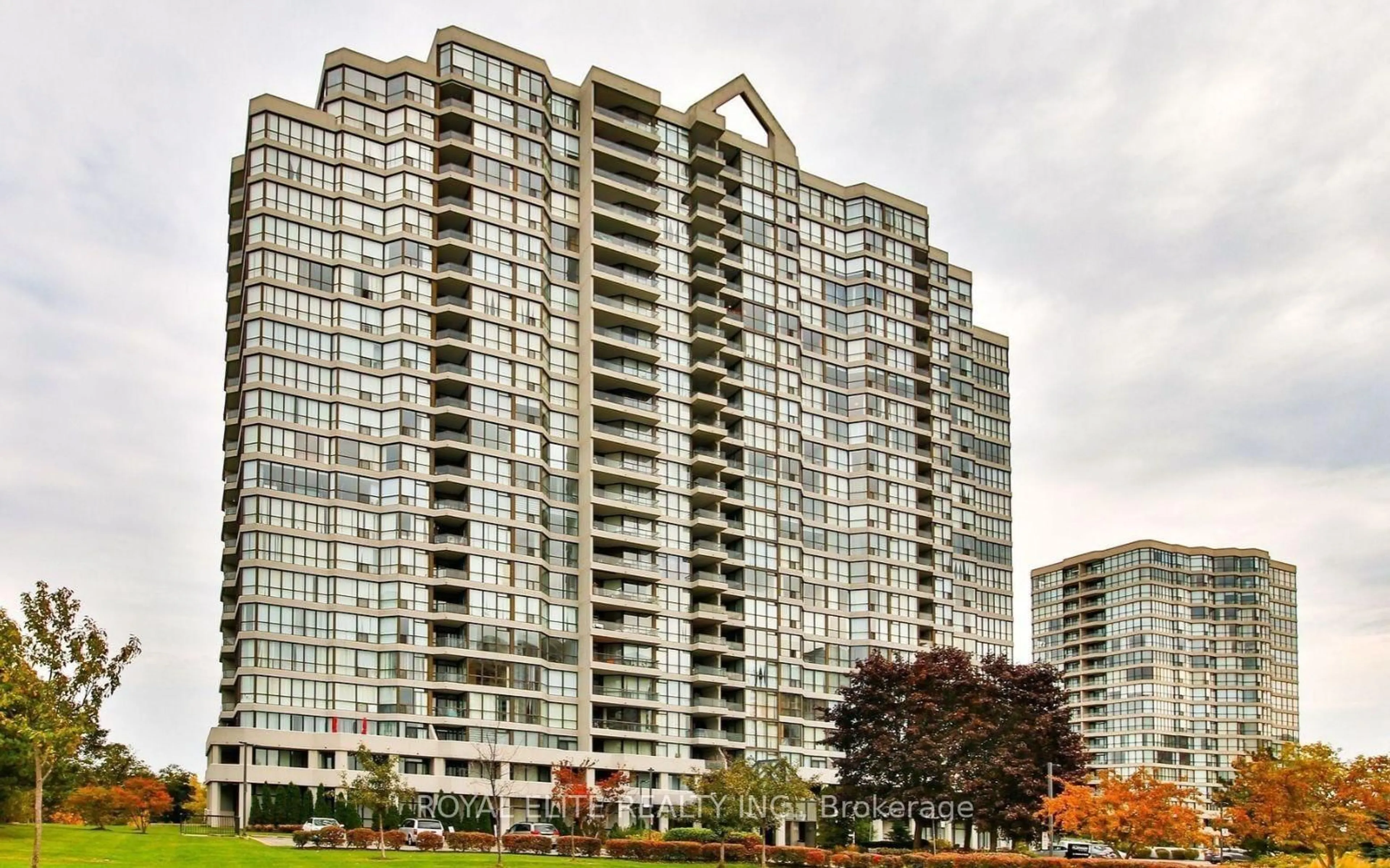 Unknown for 3 Rowntree Rd #306, Toronto Ontario M9V 5G8