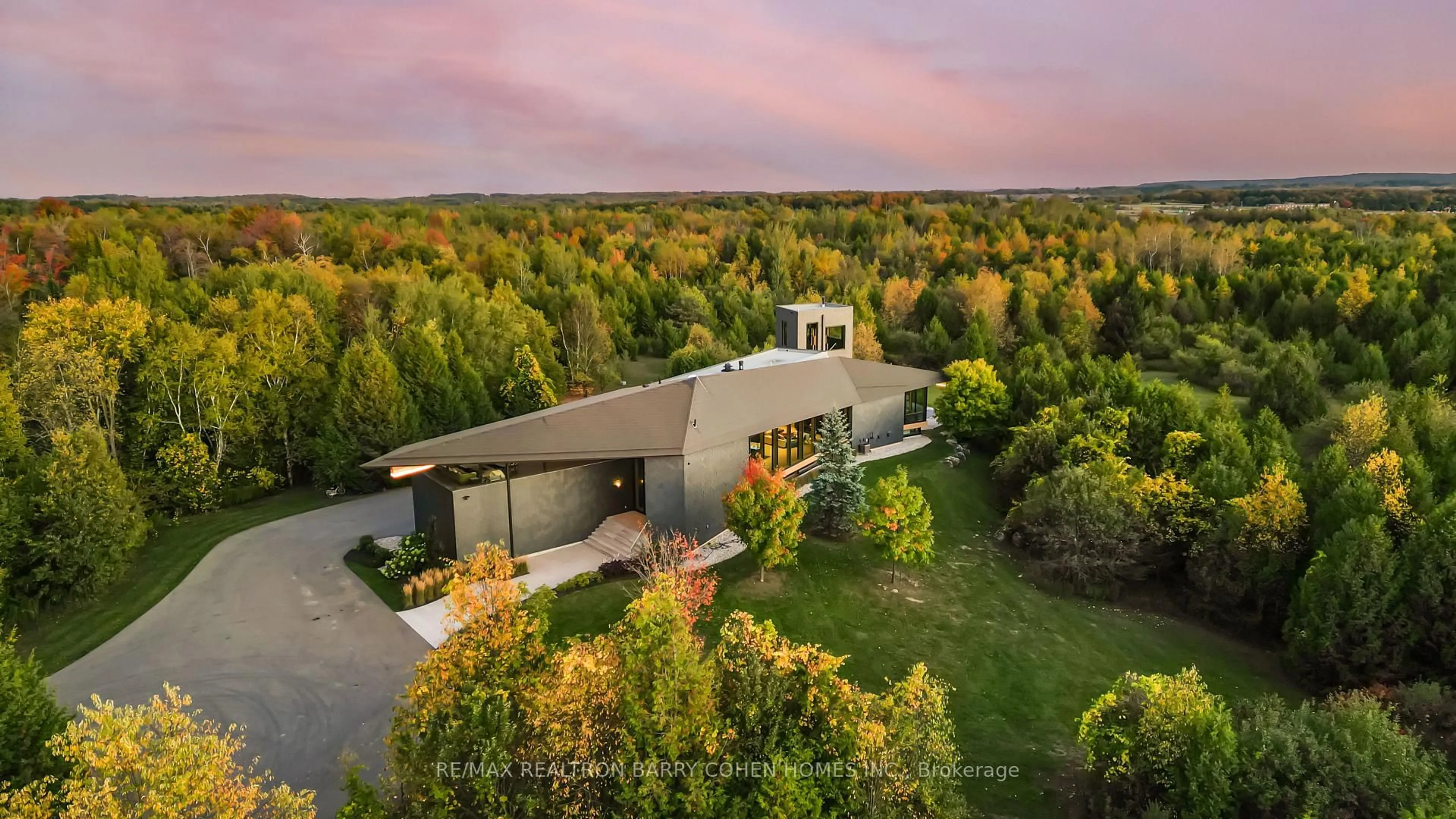 A pic from outside/outdoor area/front of a property/back of a property/a pic from drone, forest/trees view for 18754 Heart Lake Rd, Caledon Ontario L7K 1Z7