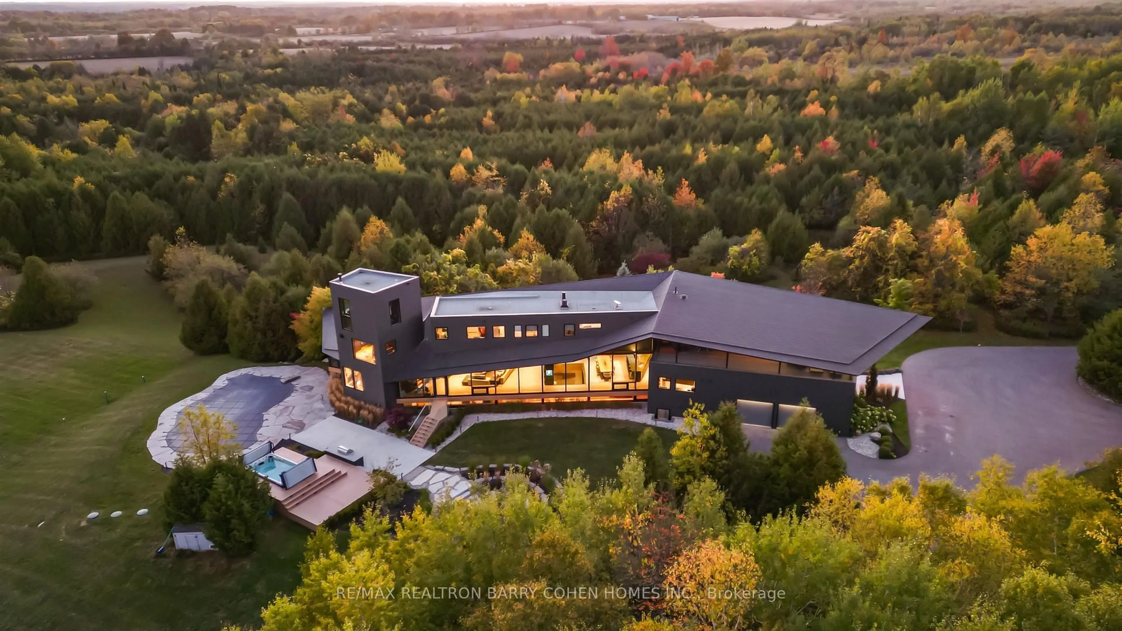 A pic from outside/outdoor area/front of a property/back of a property/a pic from drone, forest/trees view for 18754 Heart Lake Rd, Caledon Ontario L7K 1Z7