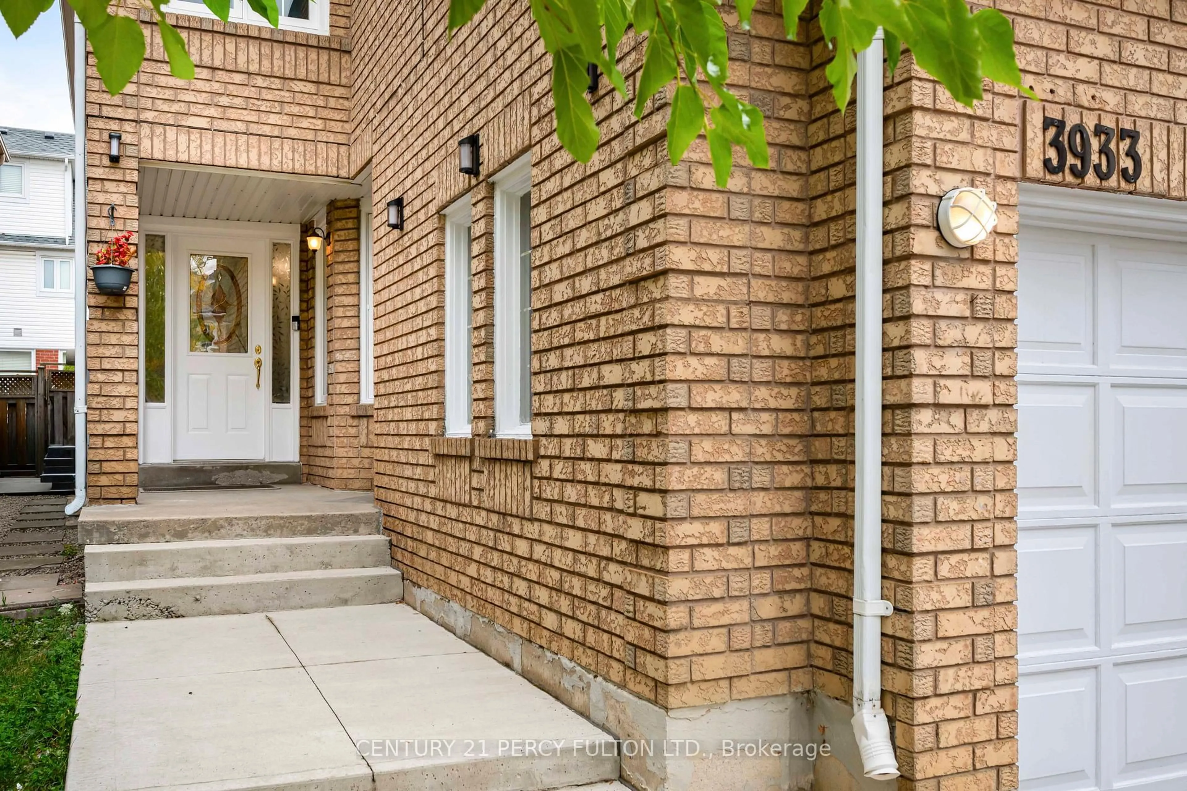 Unknown for 3933 Nightshade Lane, Mississauga Ontario L5N 7J4