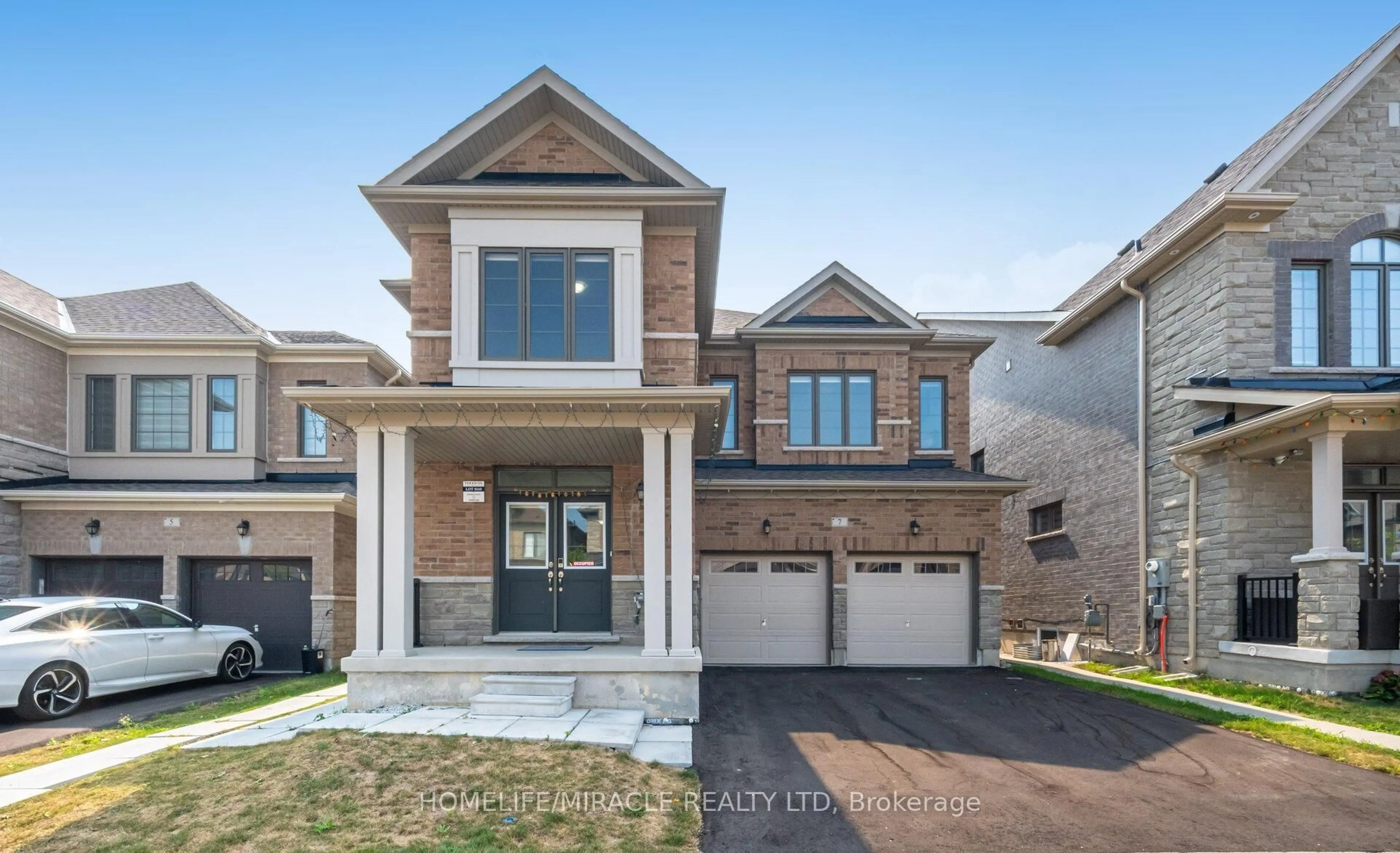 Home with brick exterior material, street for 7 Aldenham St, Brampton Ontario L6X 5S2