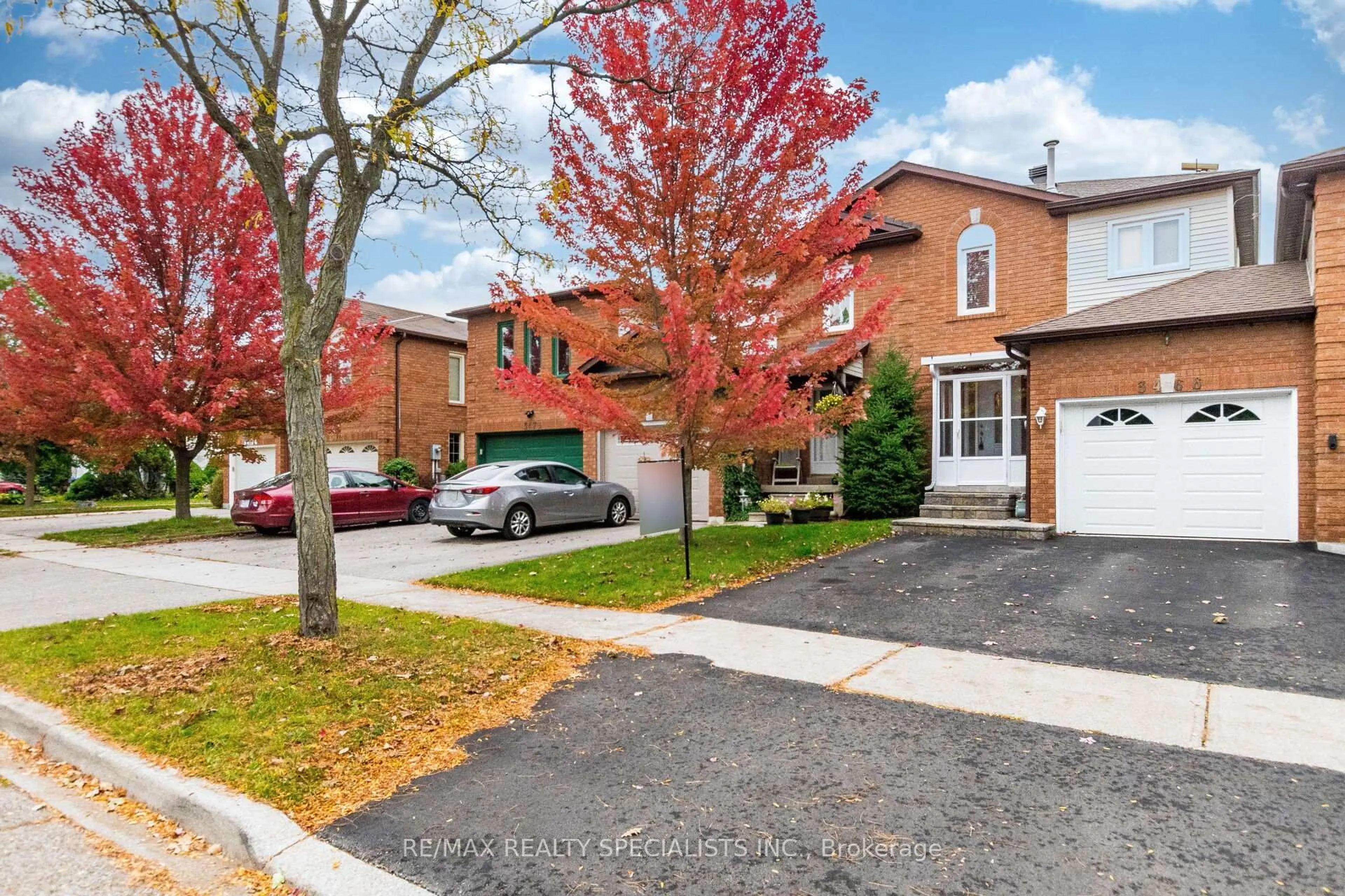 Home with brick exterior material, street for 3466 Nighthawk Tr, Mississauga Ontario L5N 6G3