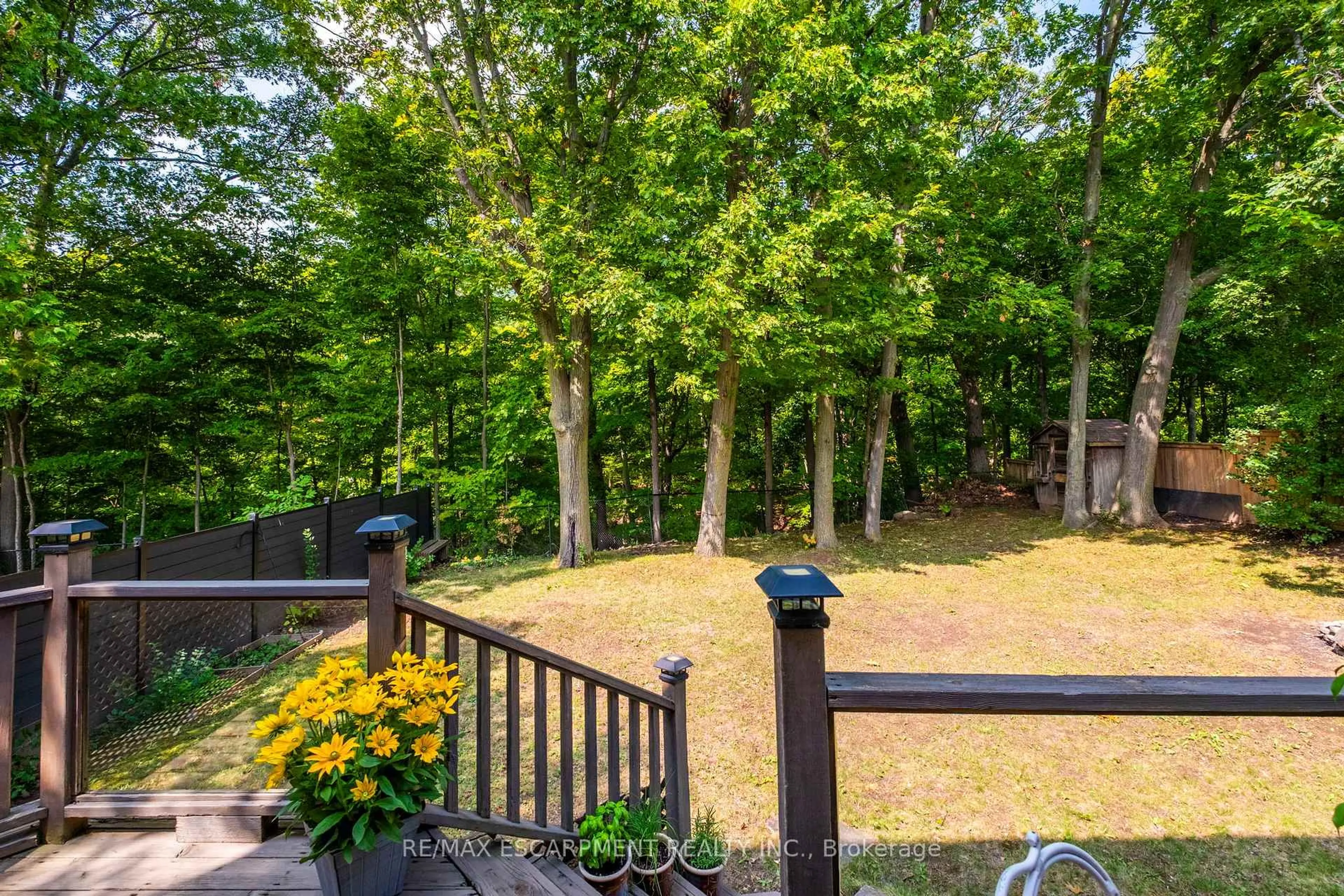 Patio, forest/trees view for 463 Grand Blvd, Oakville Ontario L6H 1P2