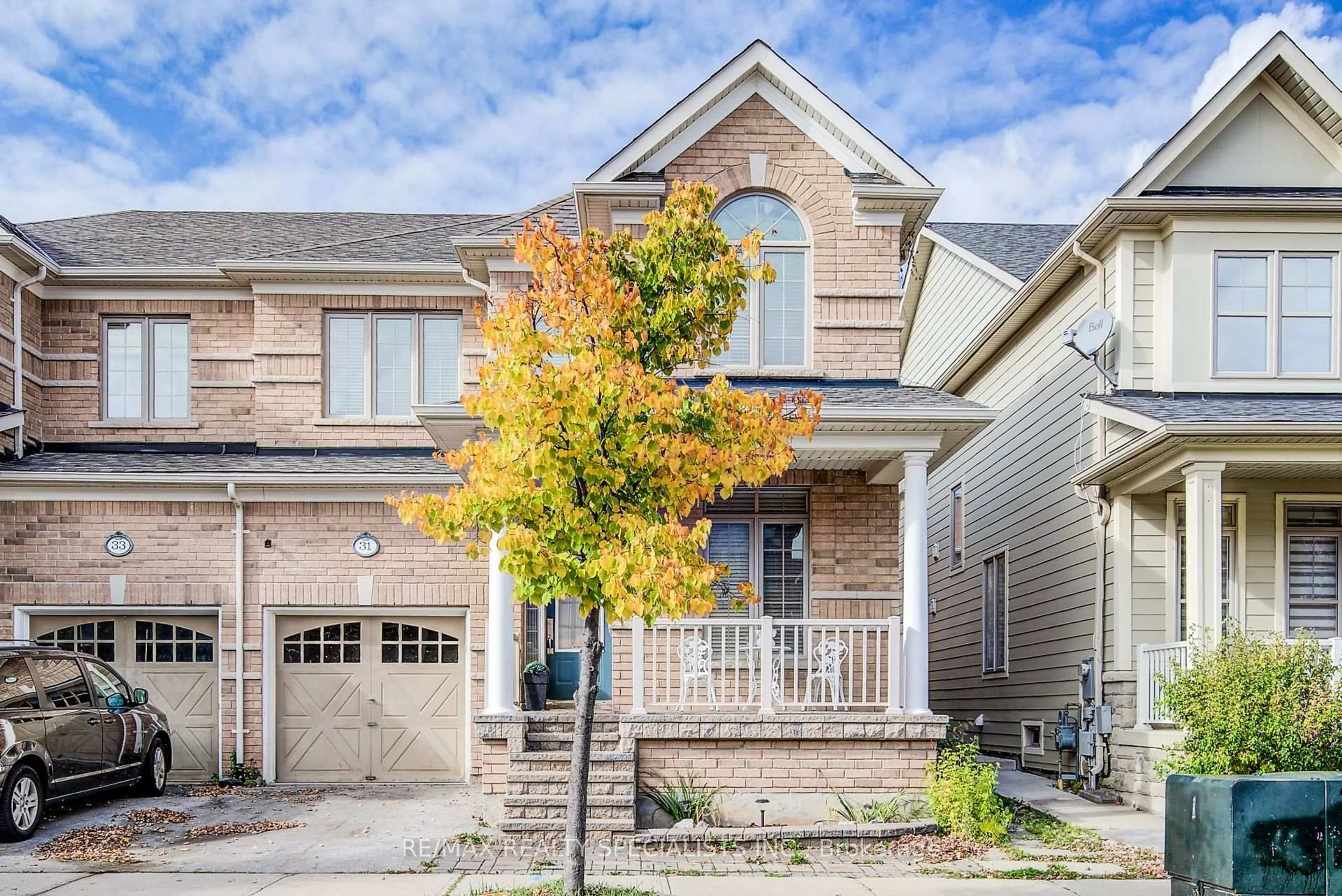 Home with brick exterior material, street for 31 Aird Crt, Milton Ontario L9T 3Y1