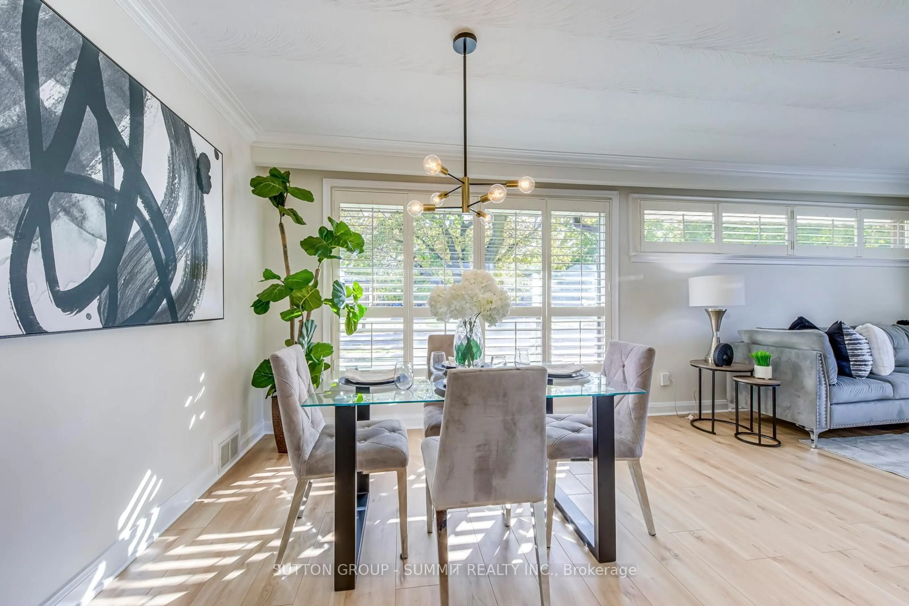 Dining room, wood/laminate floor for 42 Winnipeg Rd, Toronto Ontario M9P 2E4