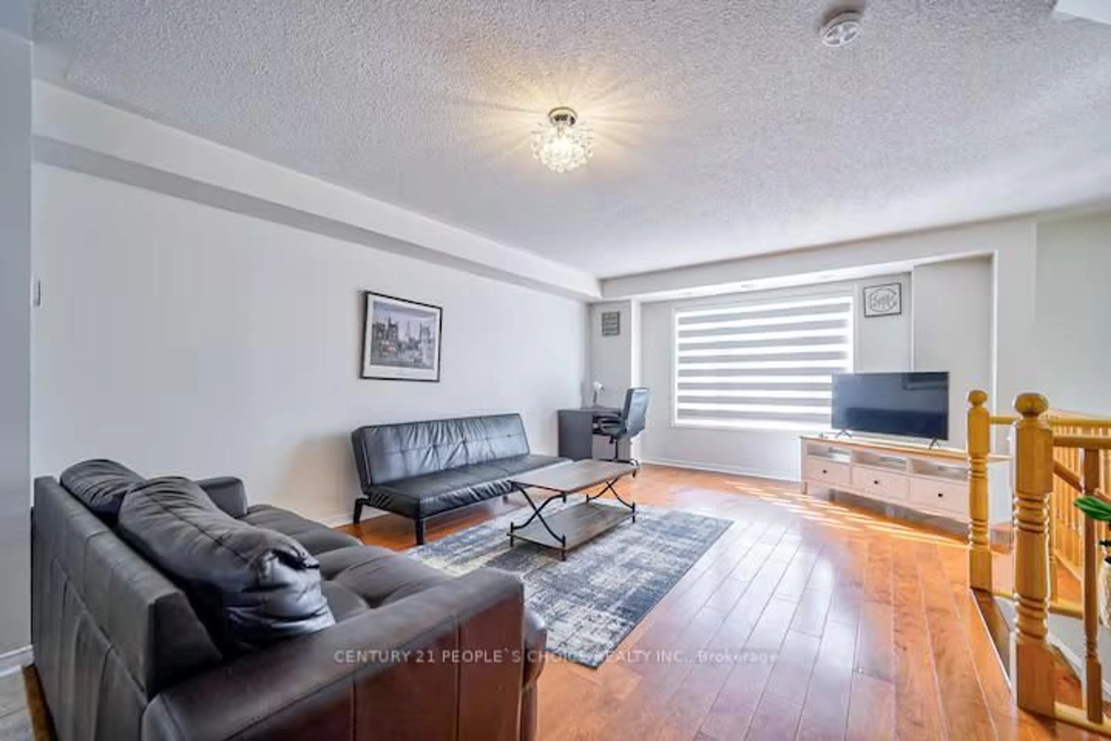 Living room with furniture, unknown for 3050 Erin Centre Blvd #101, Mississauga Ontario L5M 0P5