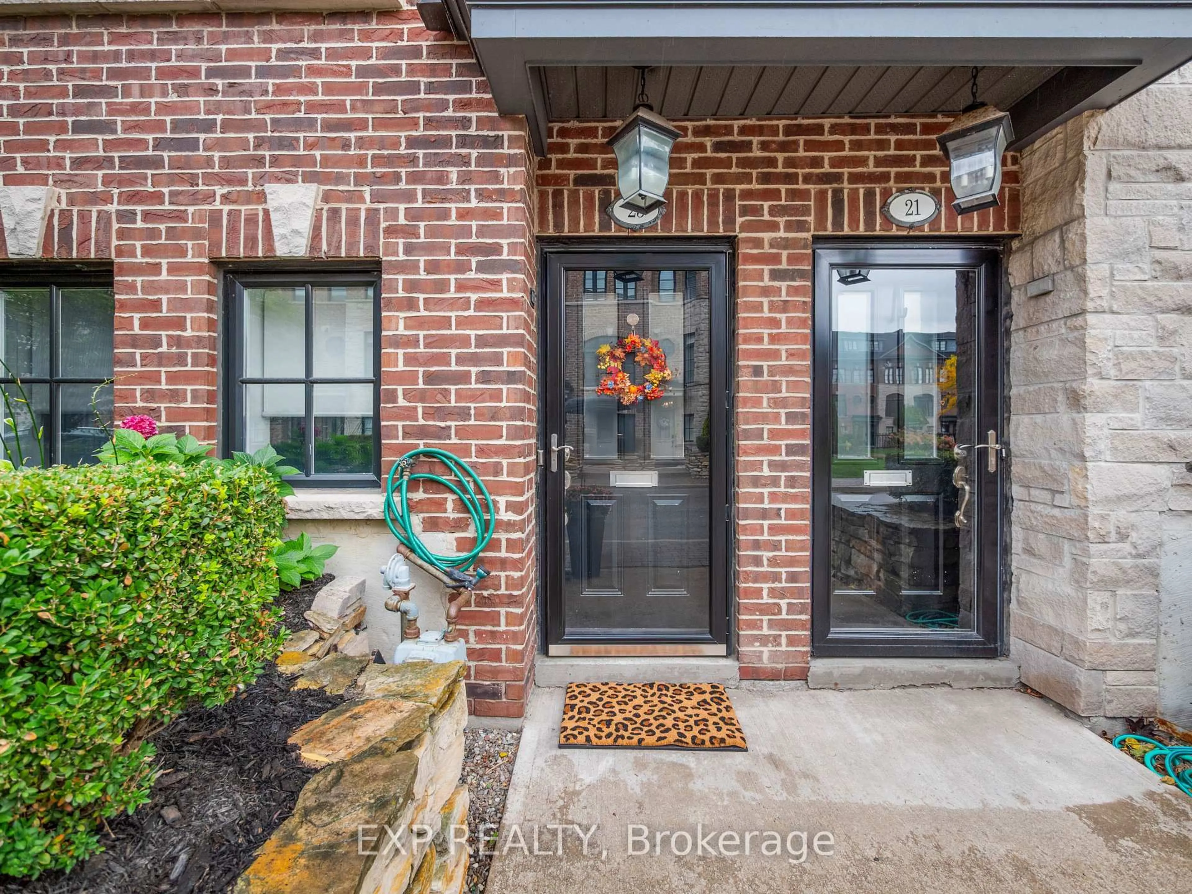 Indoor entryway for 23 Ruby Lang Lane, Toronto Ontario M8Z 0B8