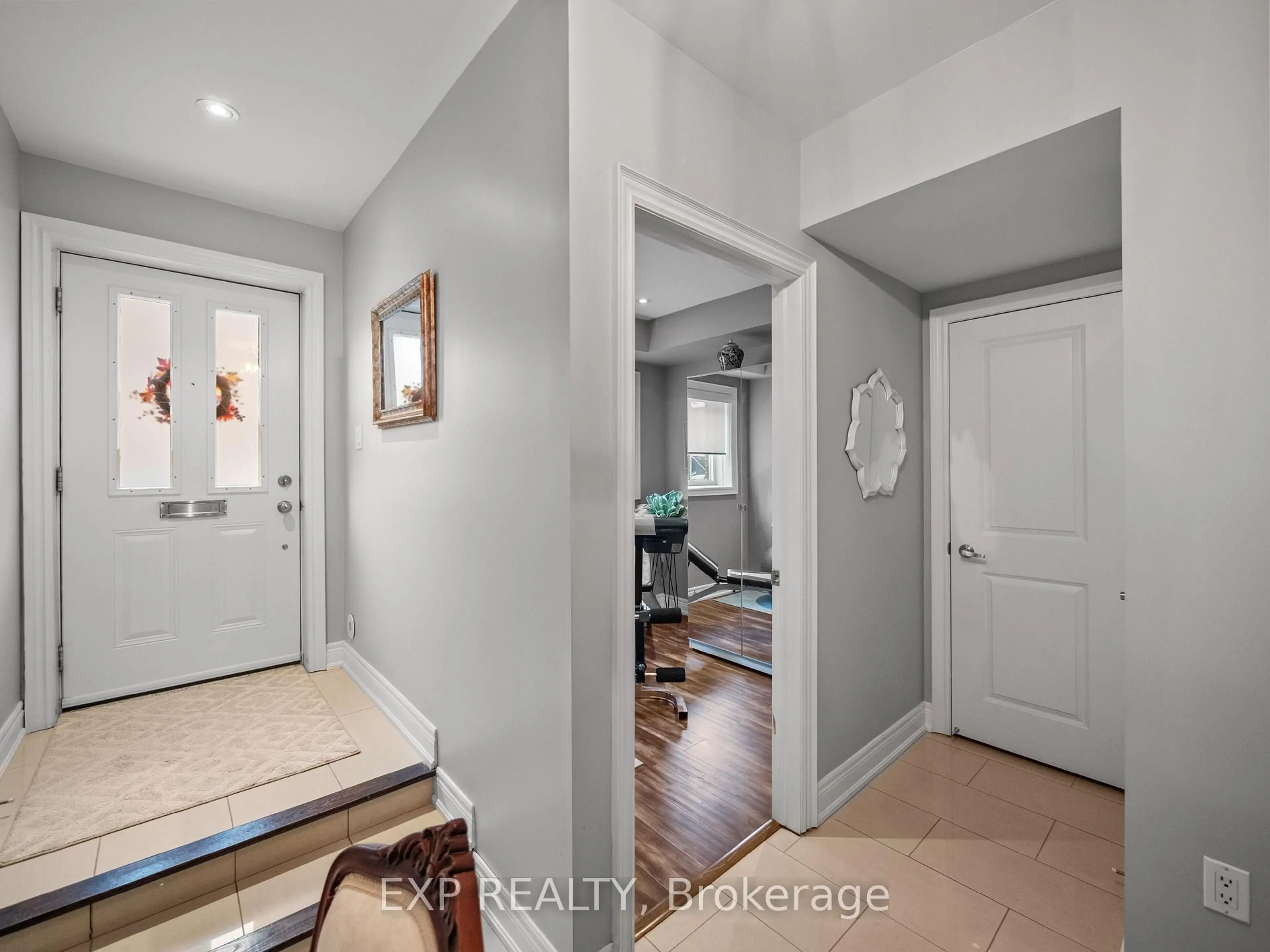 Indoor entryway for 23 Ruby Lang Lane, Toronto Ontario M8Z 0B8