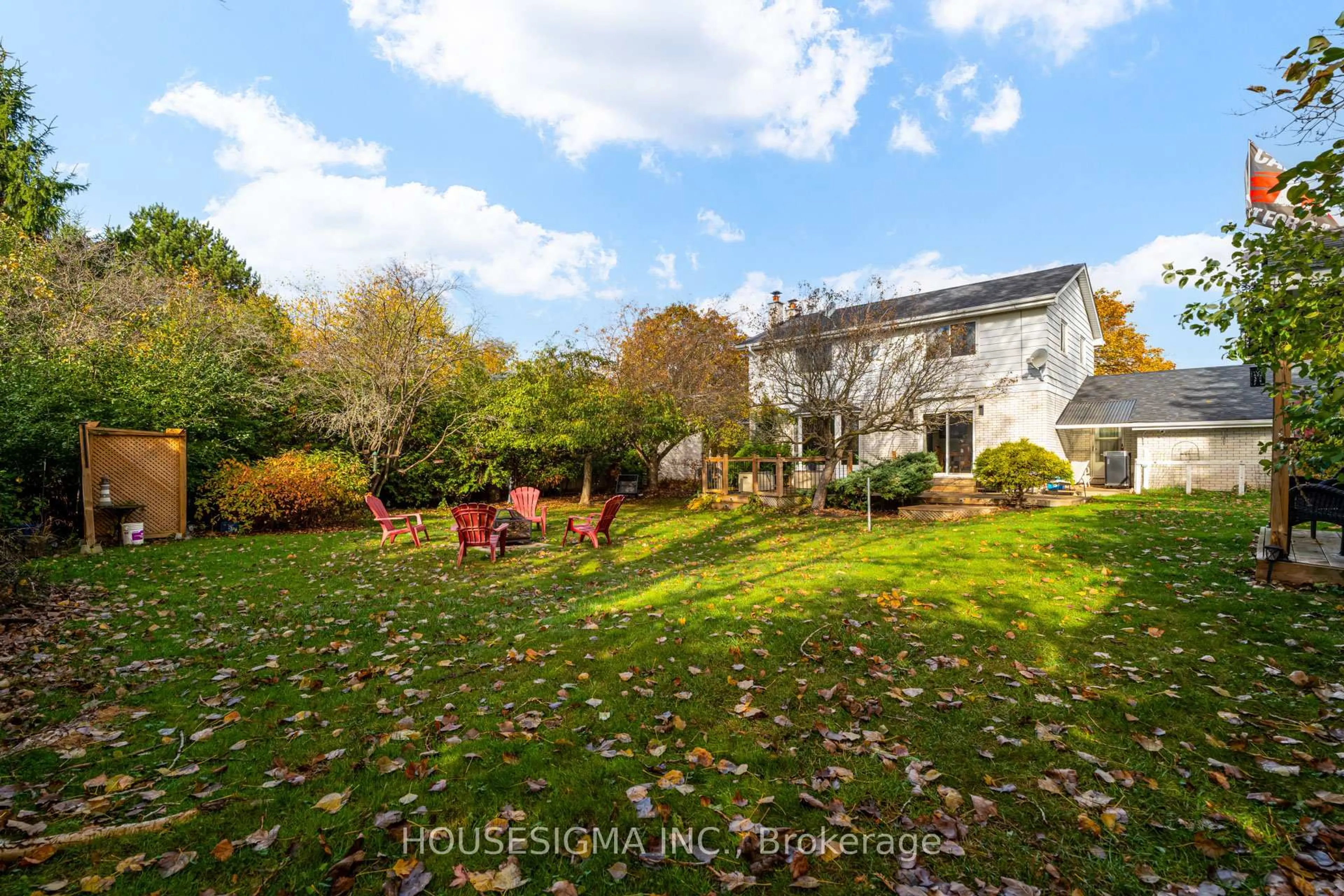 A pic from outside/outdoor area/front of a property/back of a property/a pic from drone, forest/trees view for 32 Glenforest Rd, Orangeville Ontario L9W 1A5