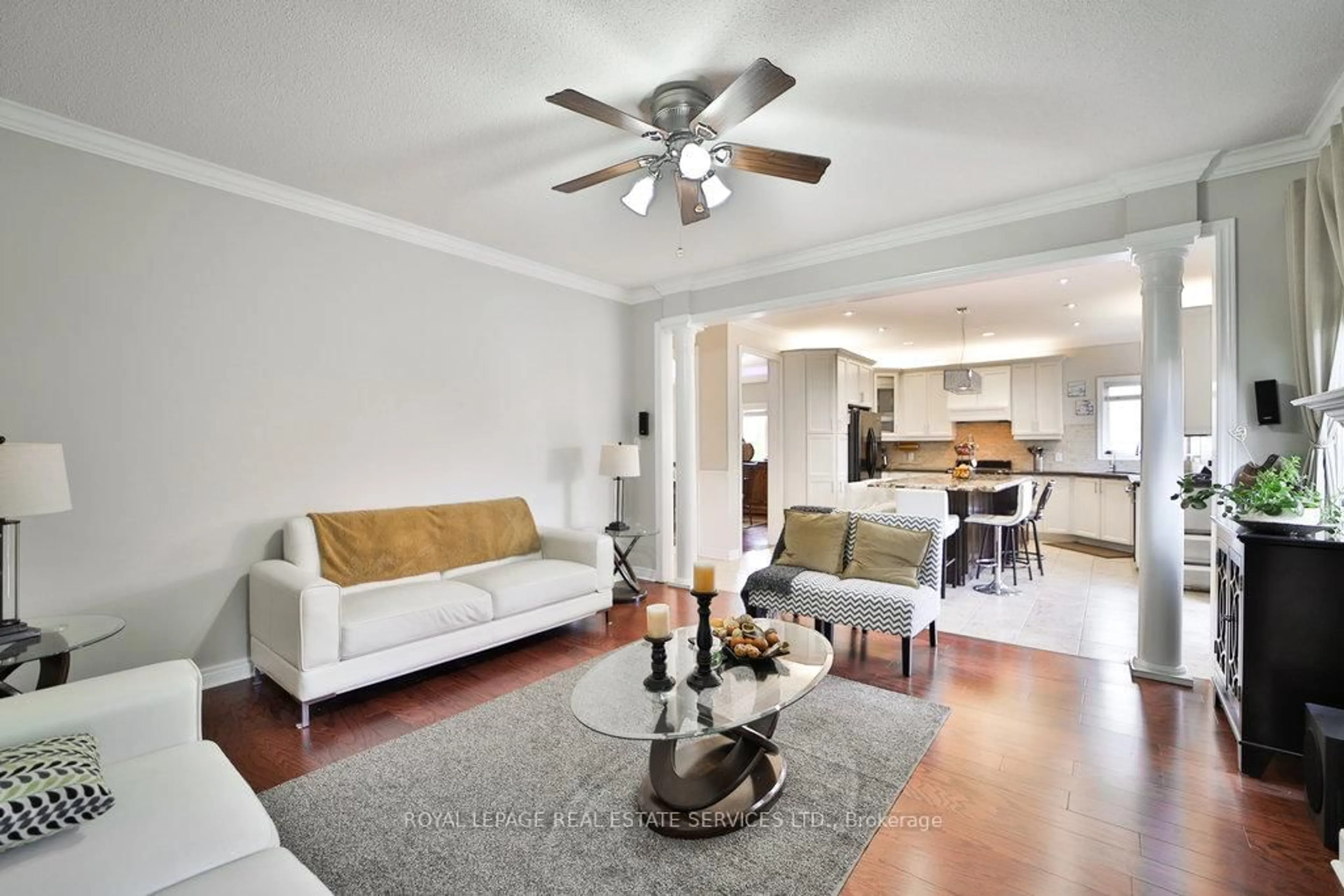 Living room with furniture, unknown for 44 Game Creek Cres, Brampton Ontario L7A 0K3