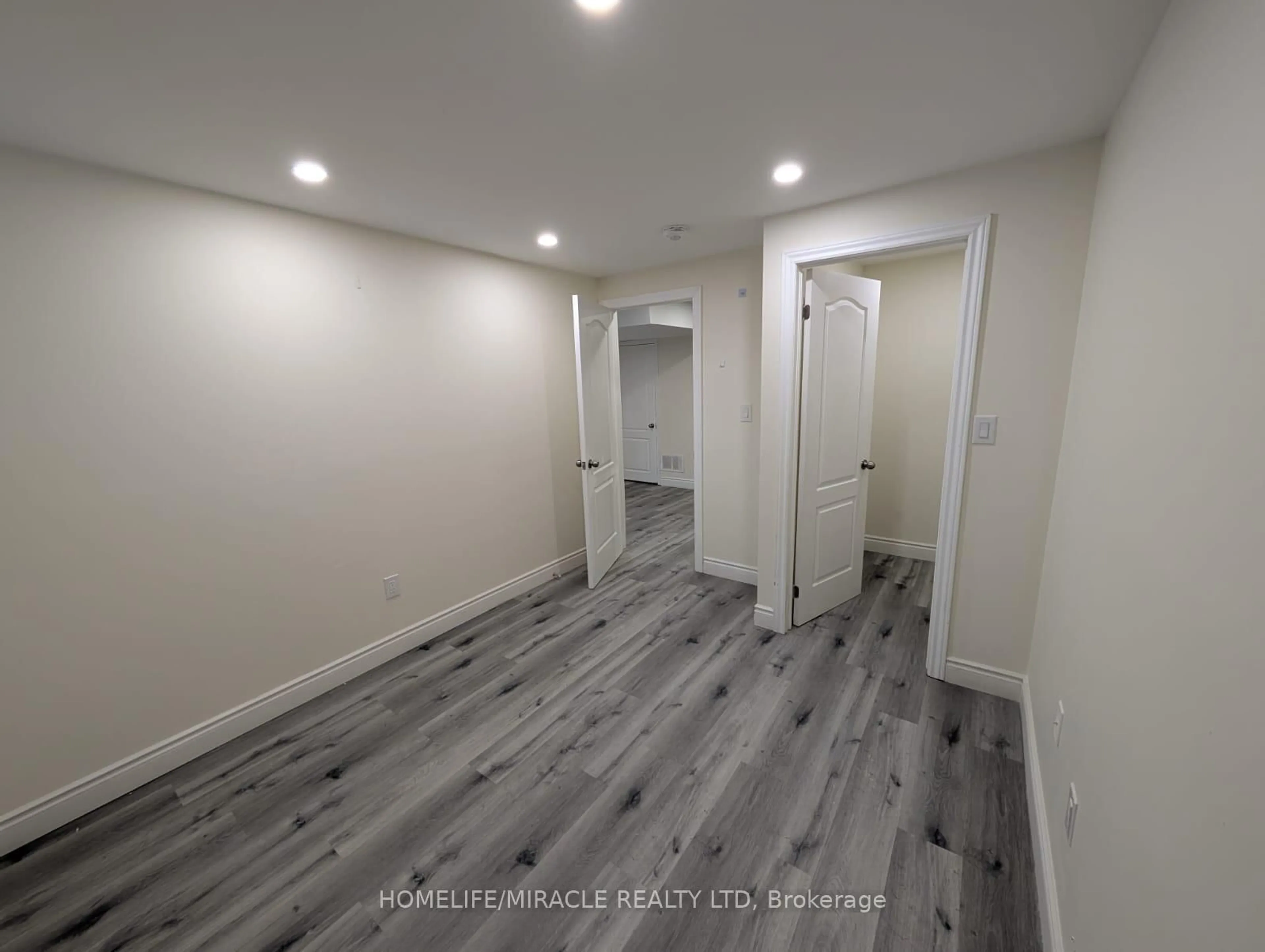 A pic of a room for 37 Calm Waters Cres, Brampton Ontario L6V 4R9