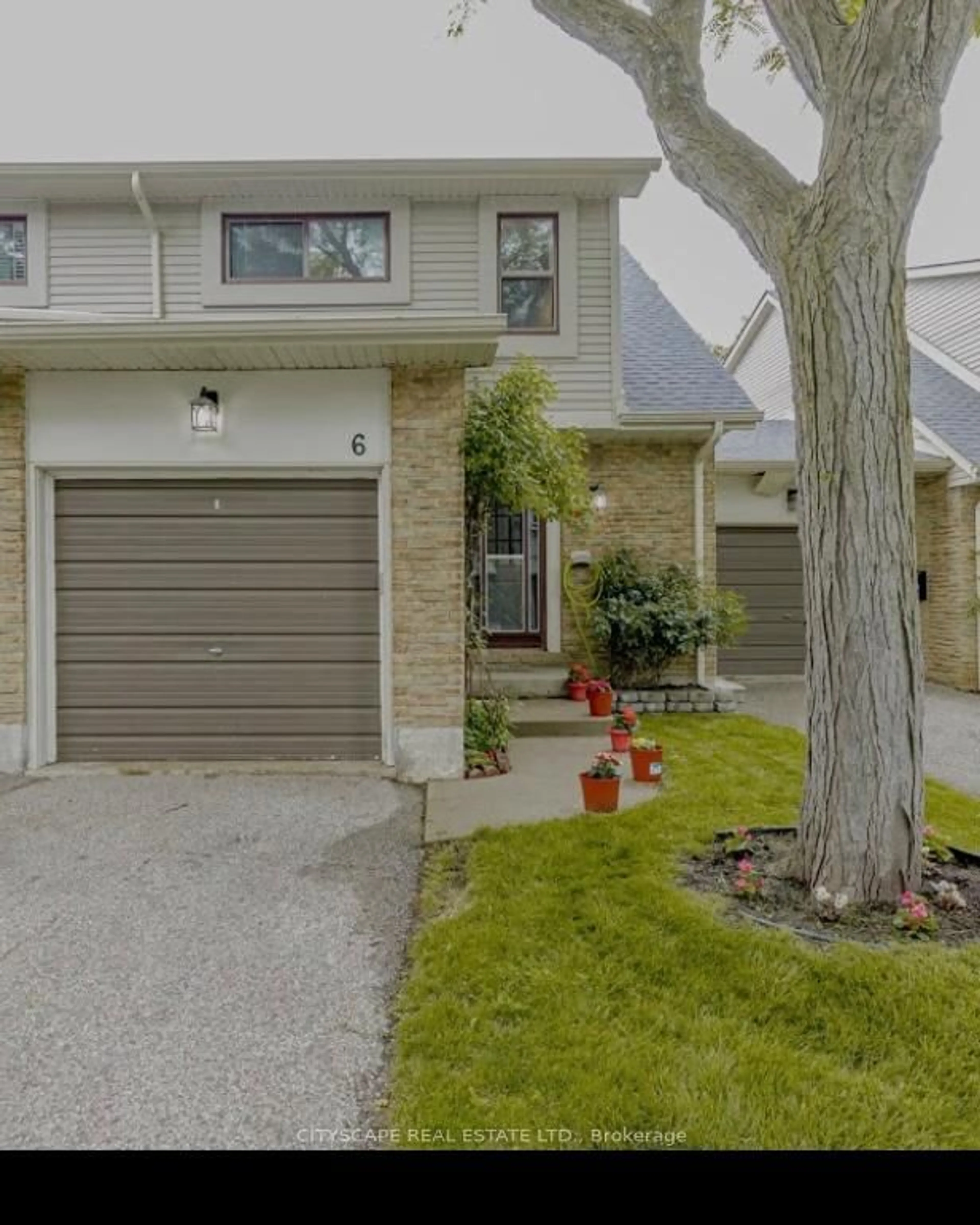 Home with brick exterior material, street for 2701 Aquitaine Ave #6, Mississauga Ontario L5N 2H7