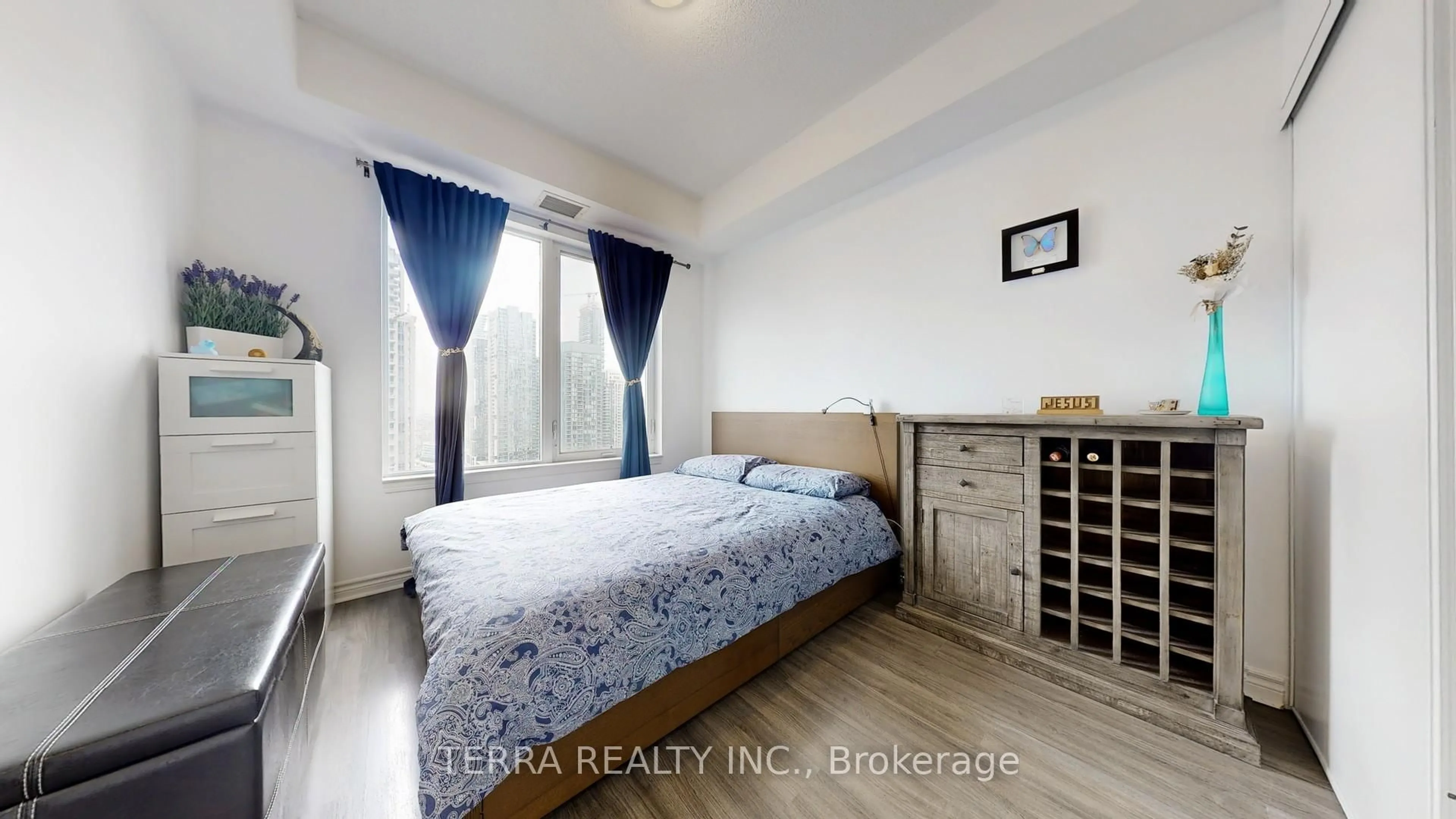 Bedroom with bed, wood/laminate floor for 385 Prince Of Wales Dr #2307, Mississauga Ontario L5B 0C6