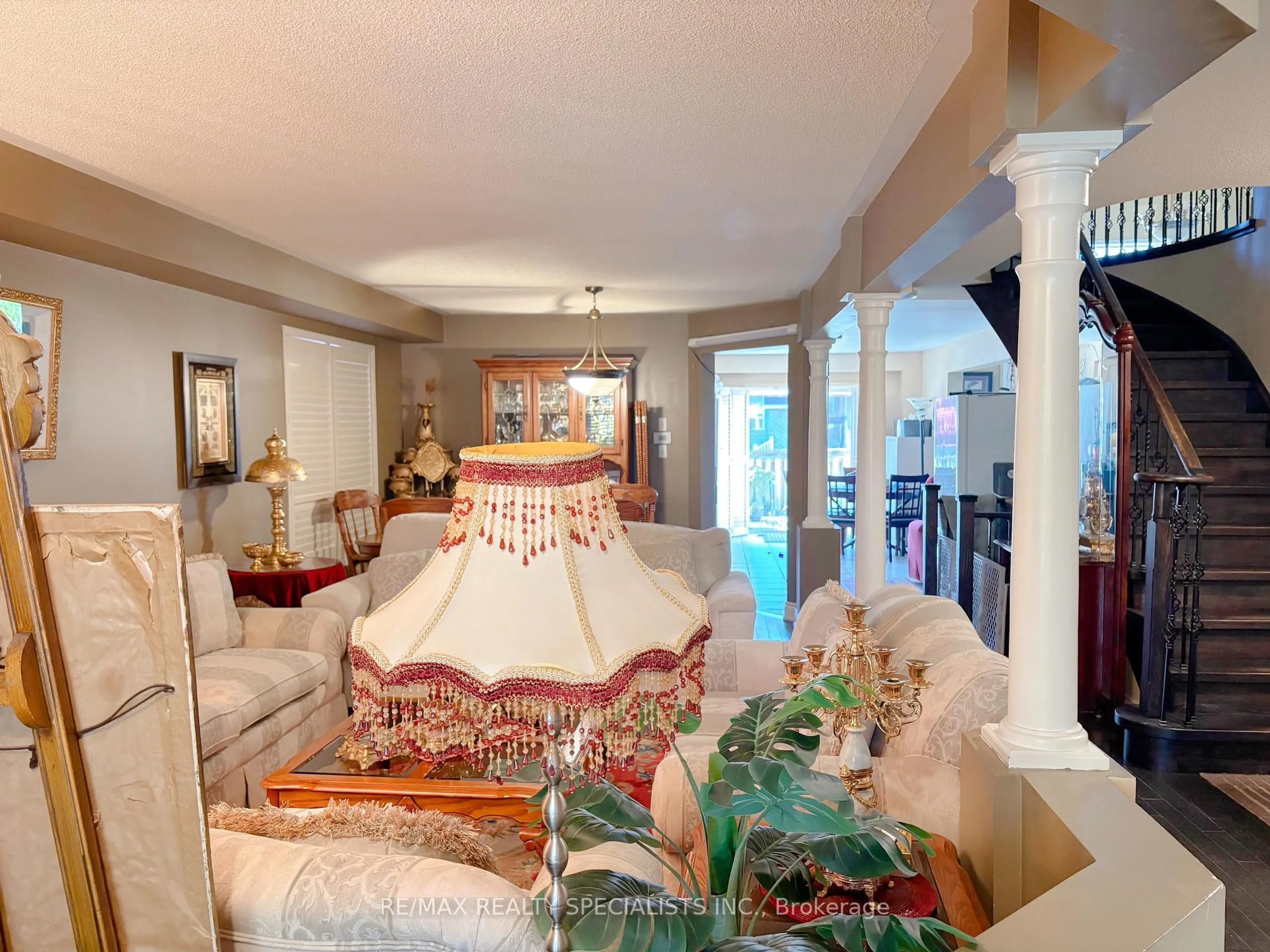 Unknown for 4309 Goldenrod Cres, Mississauga Ontario L5V 3C3
