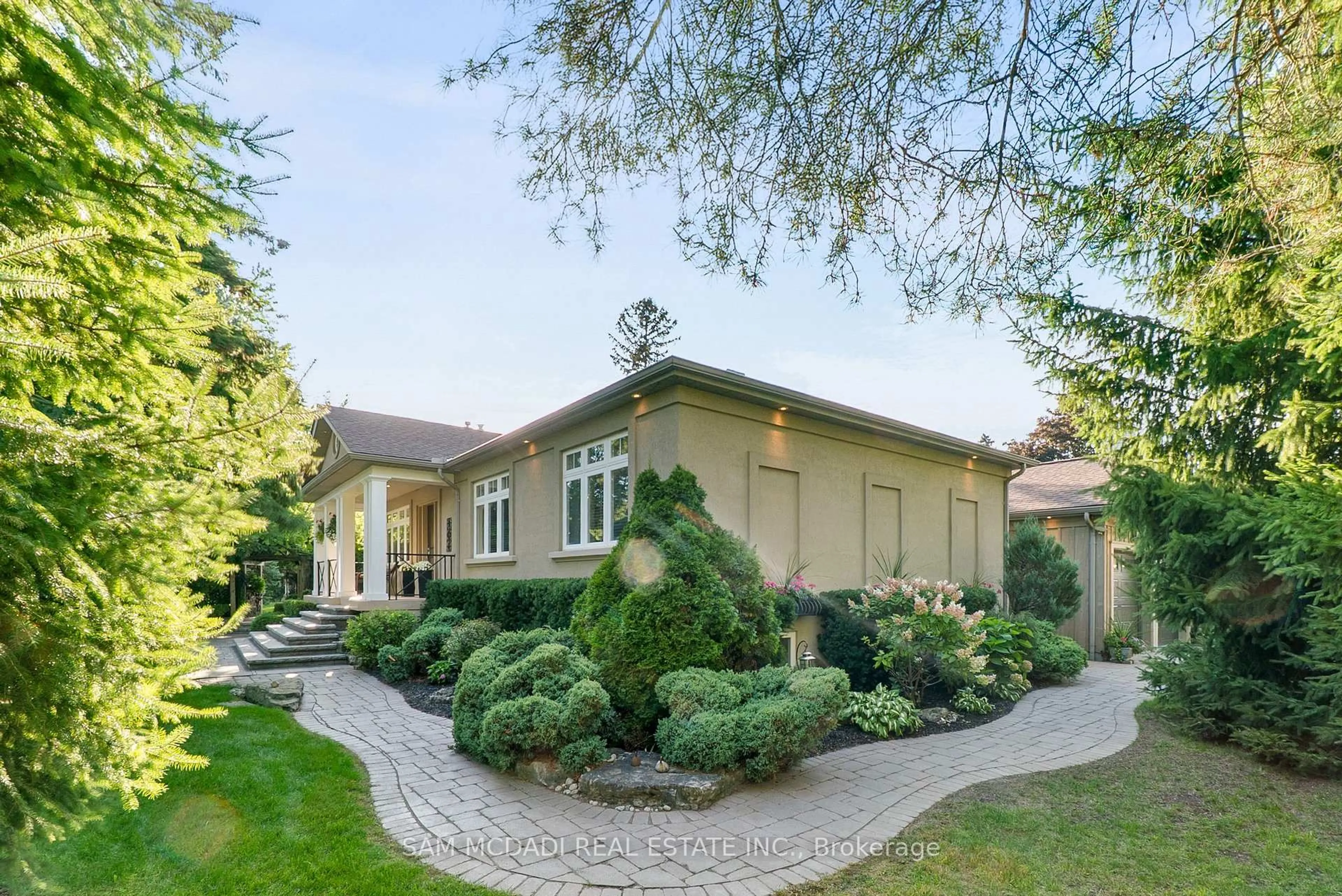Unknown for 1522 Glenhill Cres, Mississauga Ontario L5H 3C5