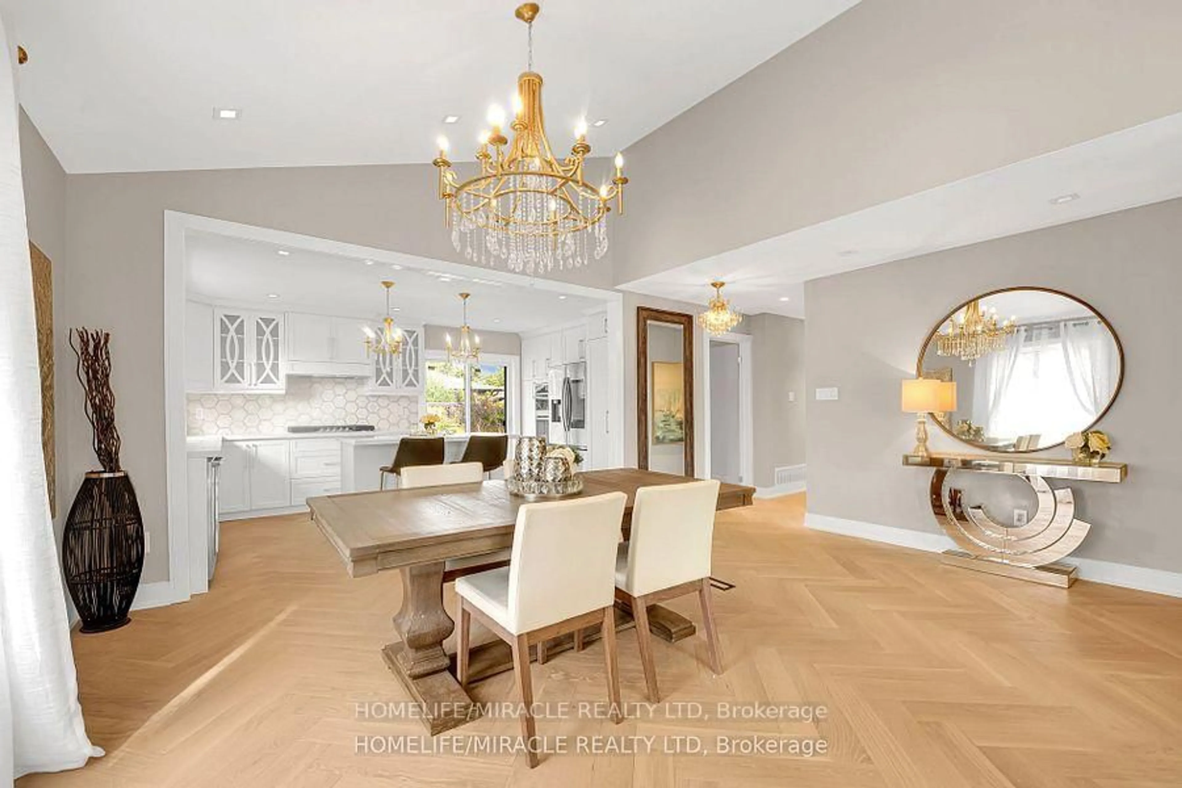 Open concept kitchen, unknown for 125 Elmcrest Rd, Toronto Ontario M9C 3R5