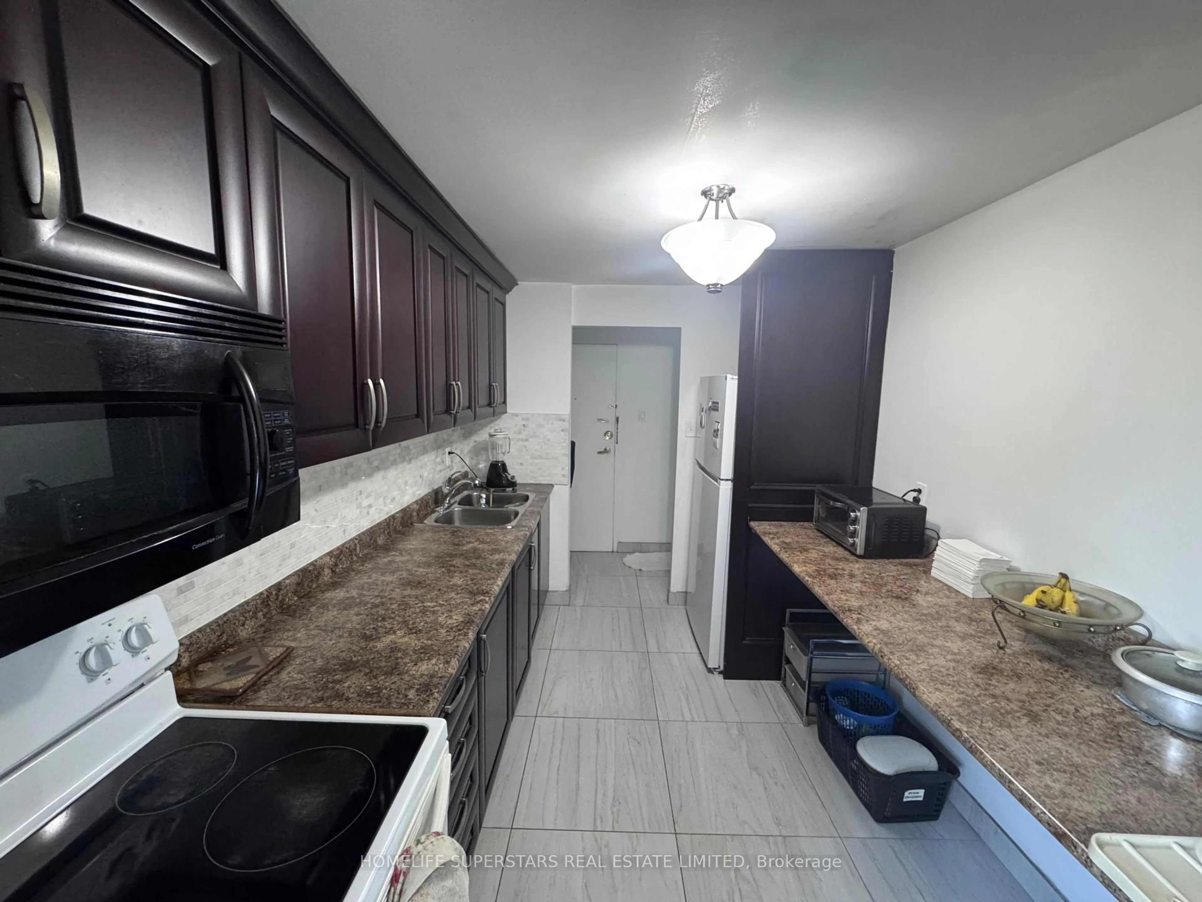 Standard kitchen, ceramic/tile floor for 1445 Wilson Ave #202, Toronto Ontario M3M 1J5