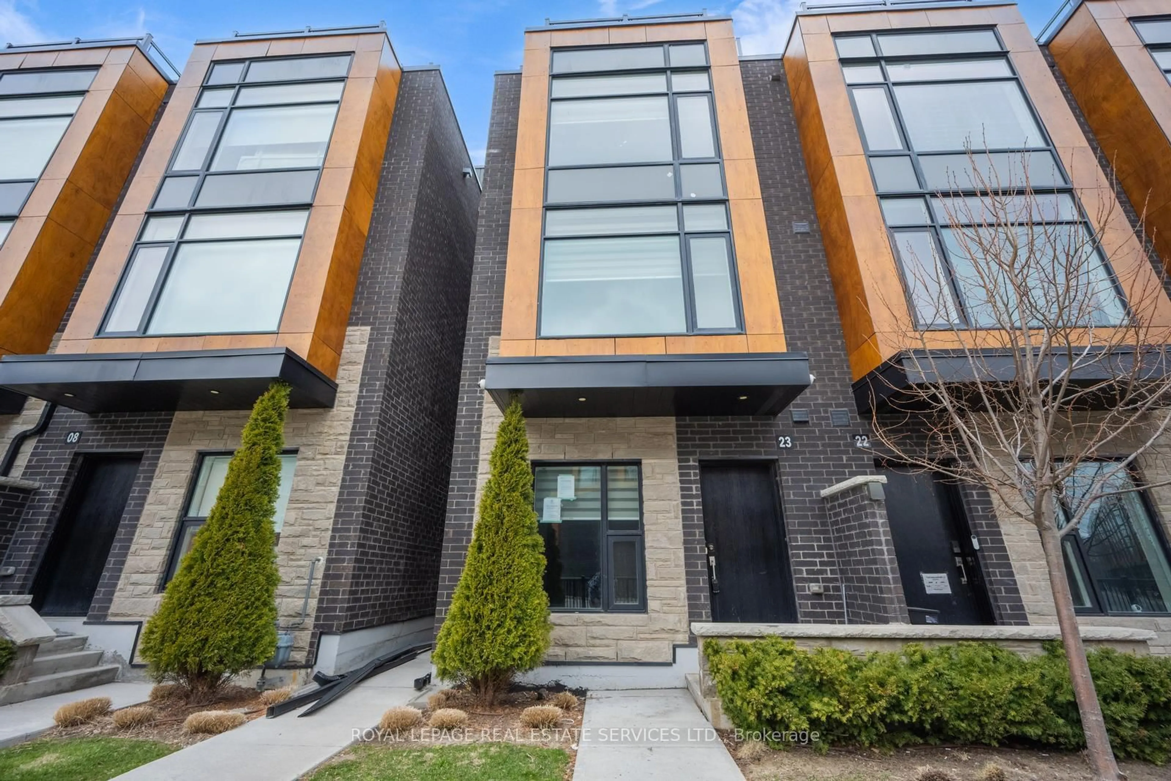 Home with brick exterior material, street for 200 Malta Ave #23, Brampton Ontario L6Y 6H8