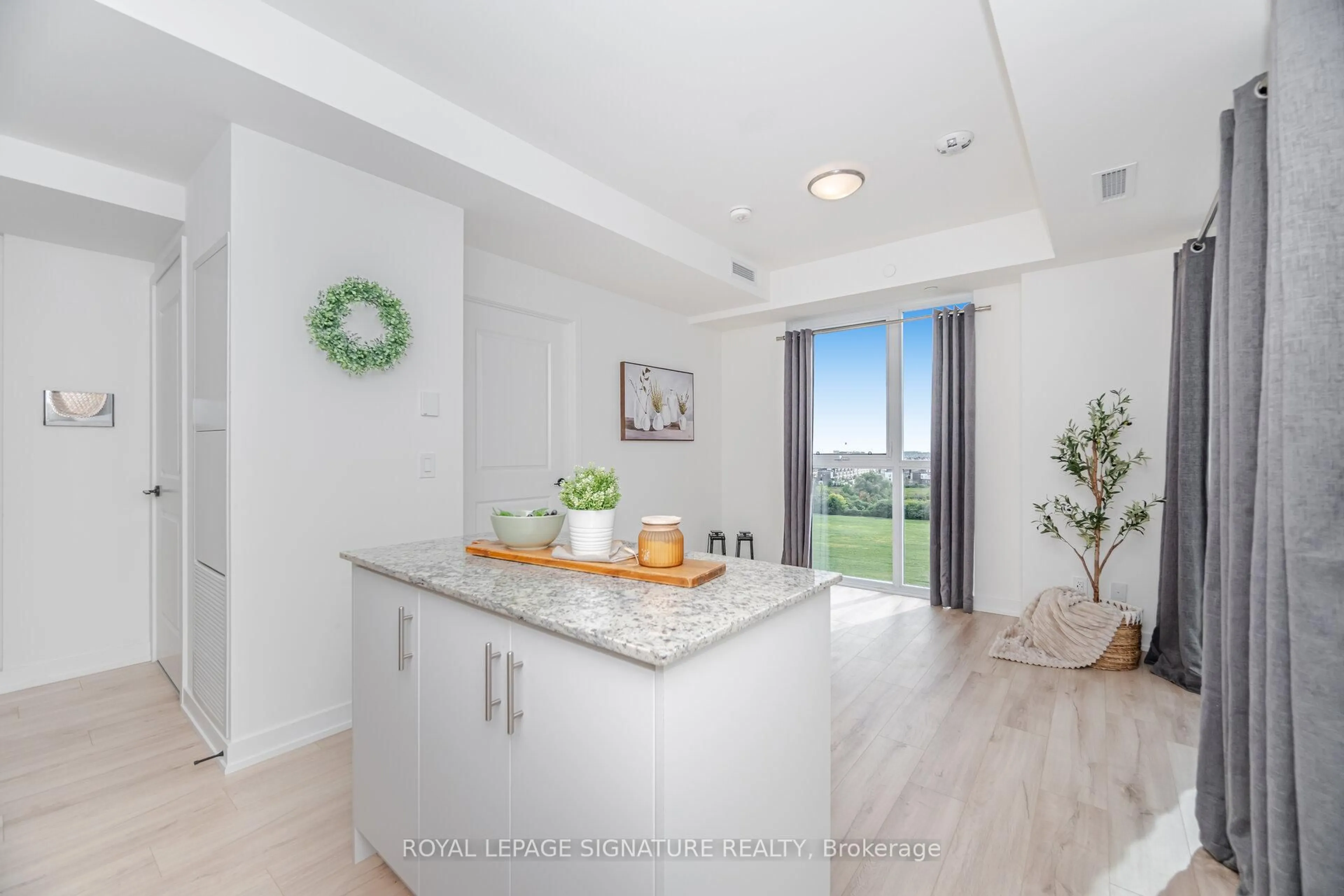 Open concept kitchen, unknown for 335 Wheat Boom Dr #906, Oakville Ontario L6G 7Y1