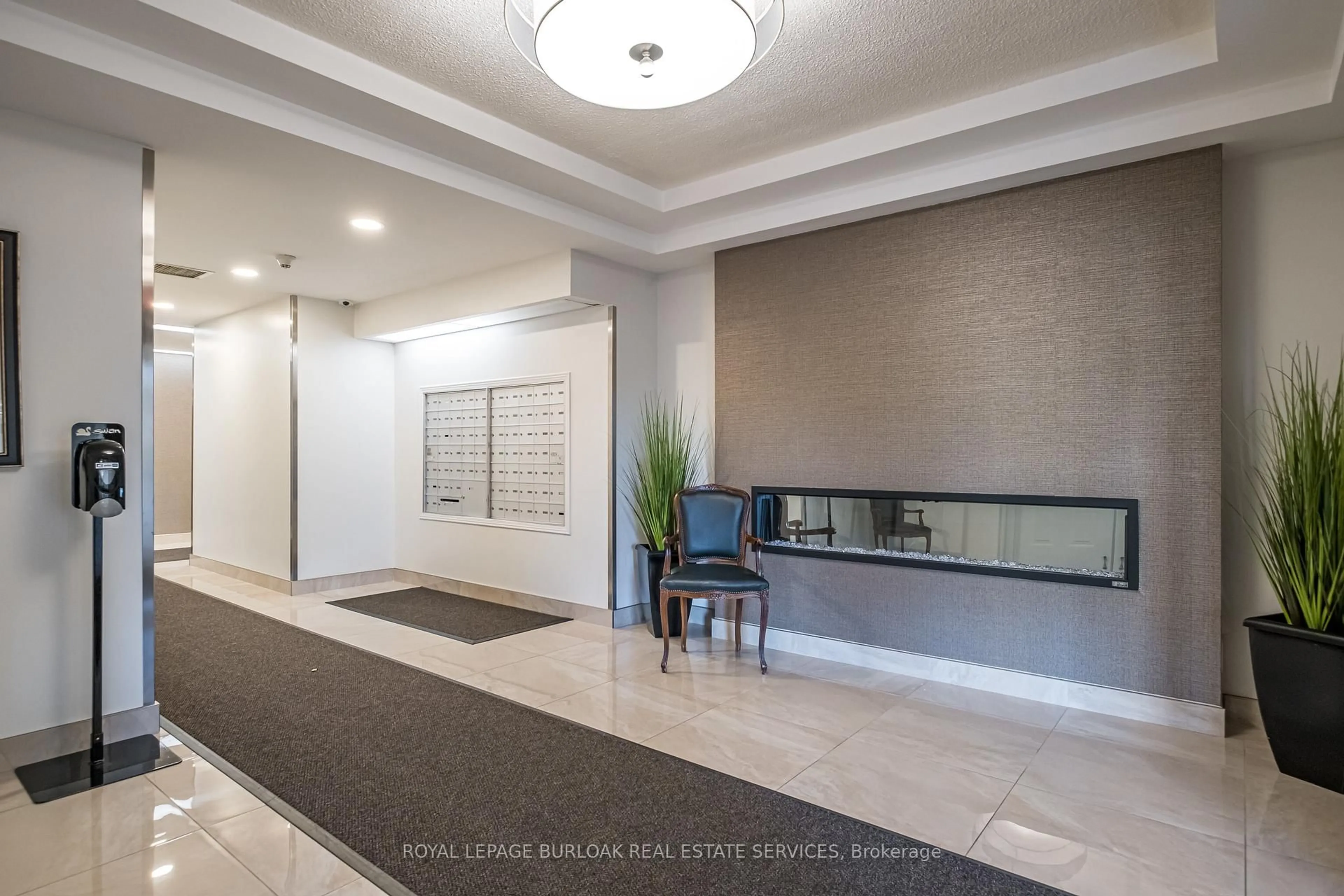 Unknown for 3497 Upper Middle Rd #305, Burlington Ontario L7M 4T6