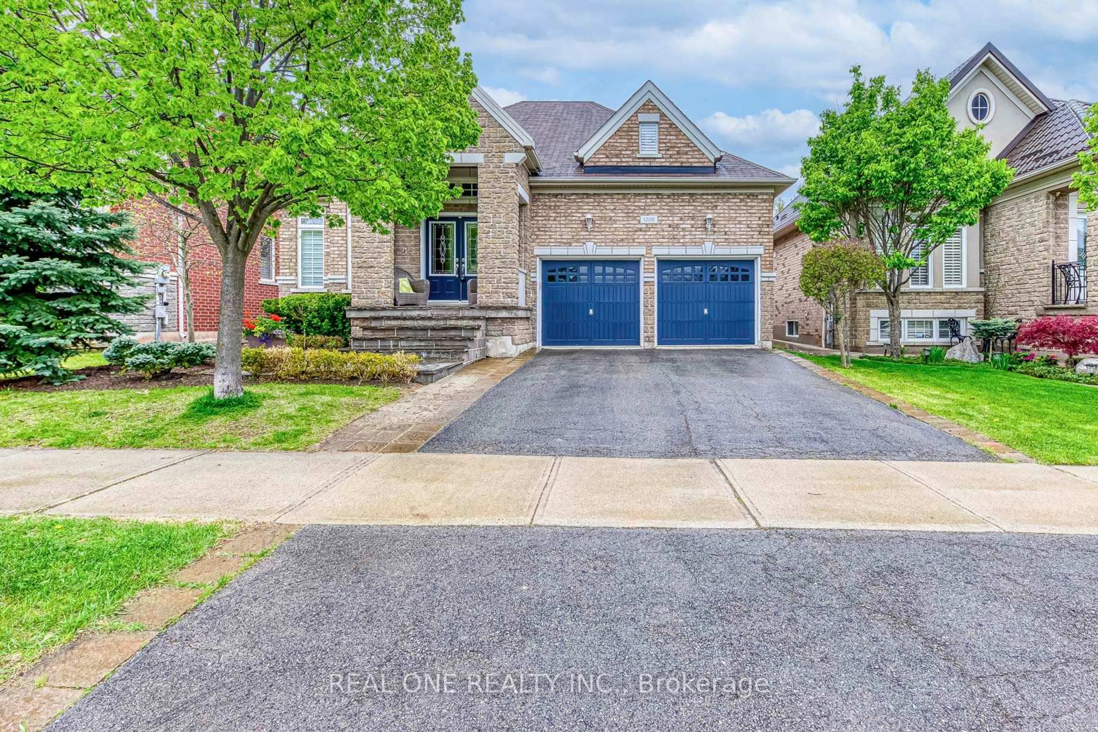 Home with brick exterior material, street for 1205 Kestell Blvd, Oakville Ontario L6H 0A9