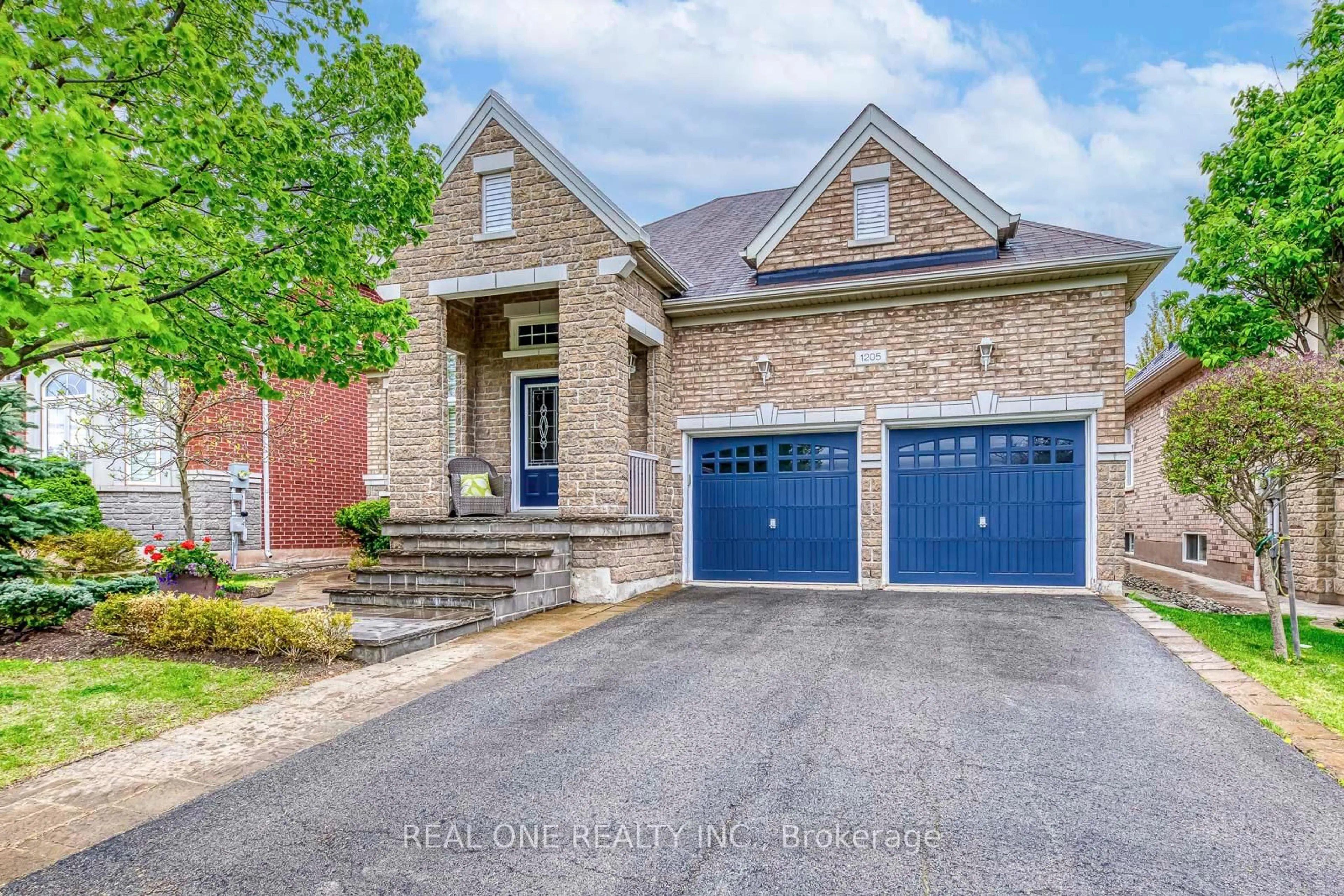 Home with brick exterior material, street for 1205 Kestell Blvd, Oakville Ontario L6H 0A9