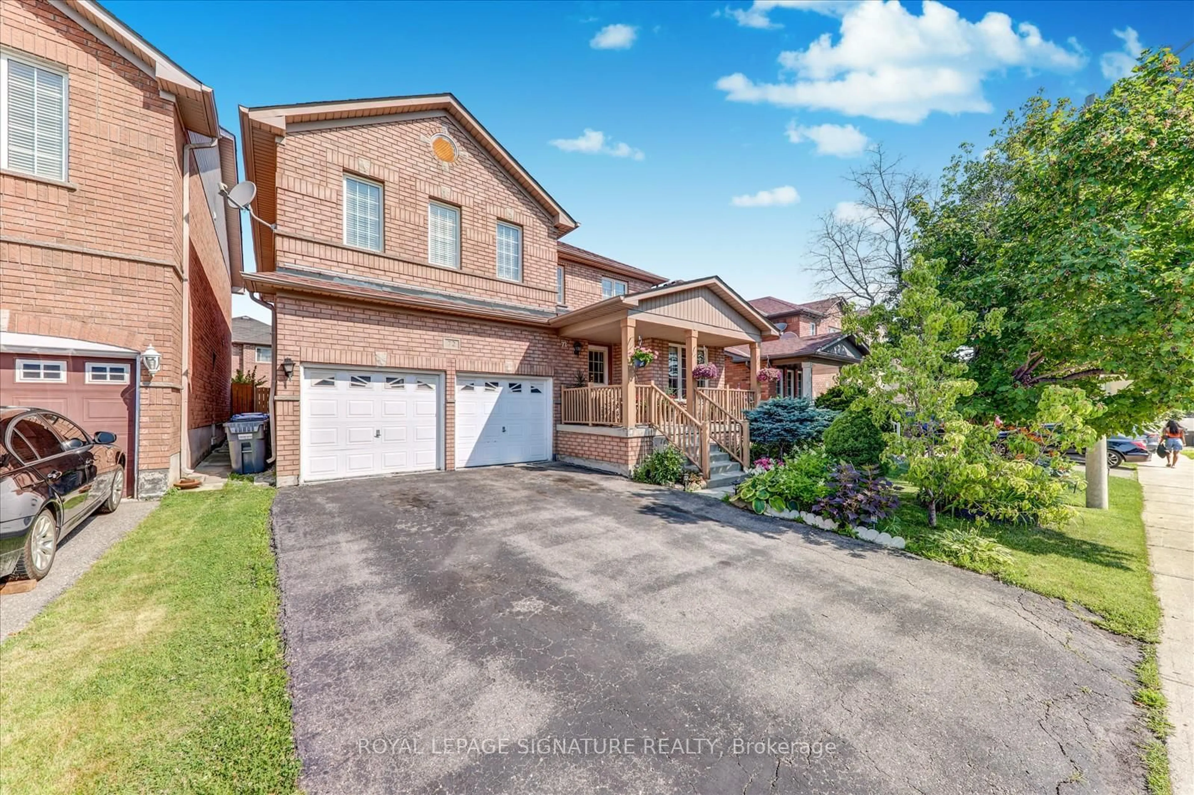 Home with brick exterior material, street for 72 Fairhill Ave, Brampton Ontario L7A 2E8