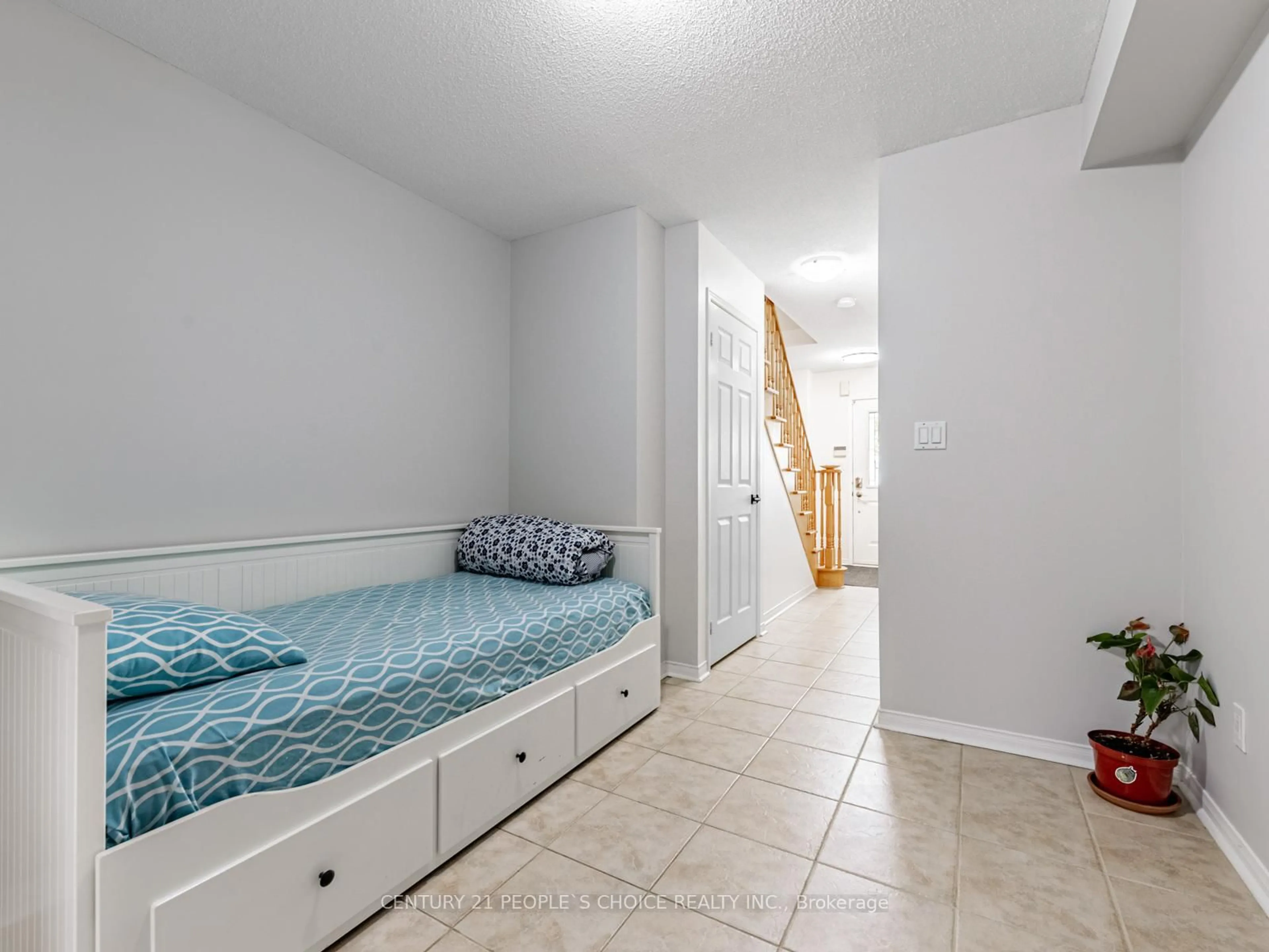 Bedroom with bed, unknown for 27 West Dean Park Dr #5, Toronto Ontario M9B 2R5