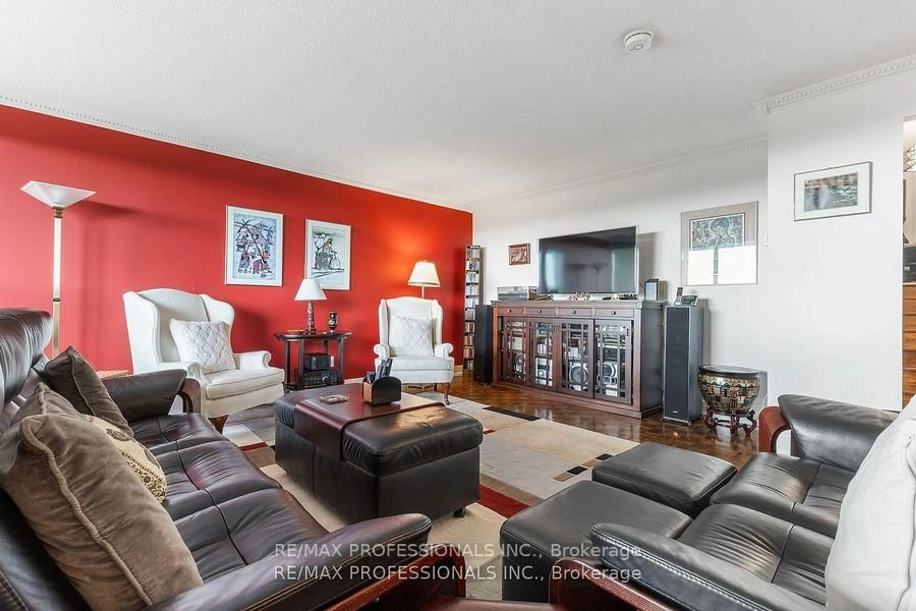 Living room with furniture, unknown for 296 Mill Rd #E5, Toronto Ontario M9C 4X8
