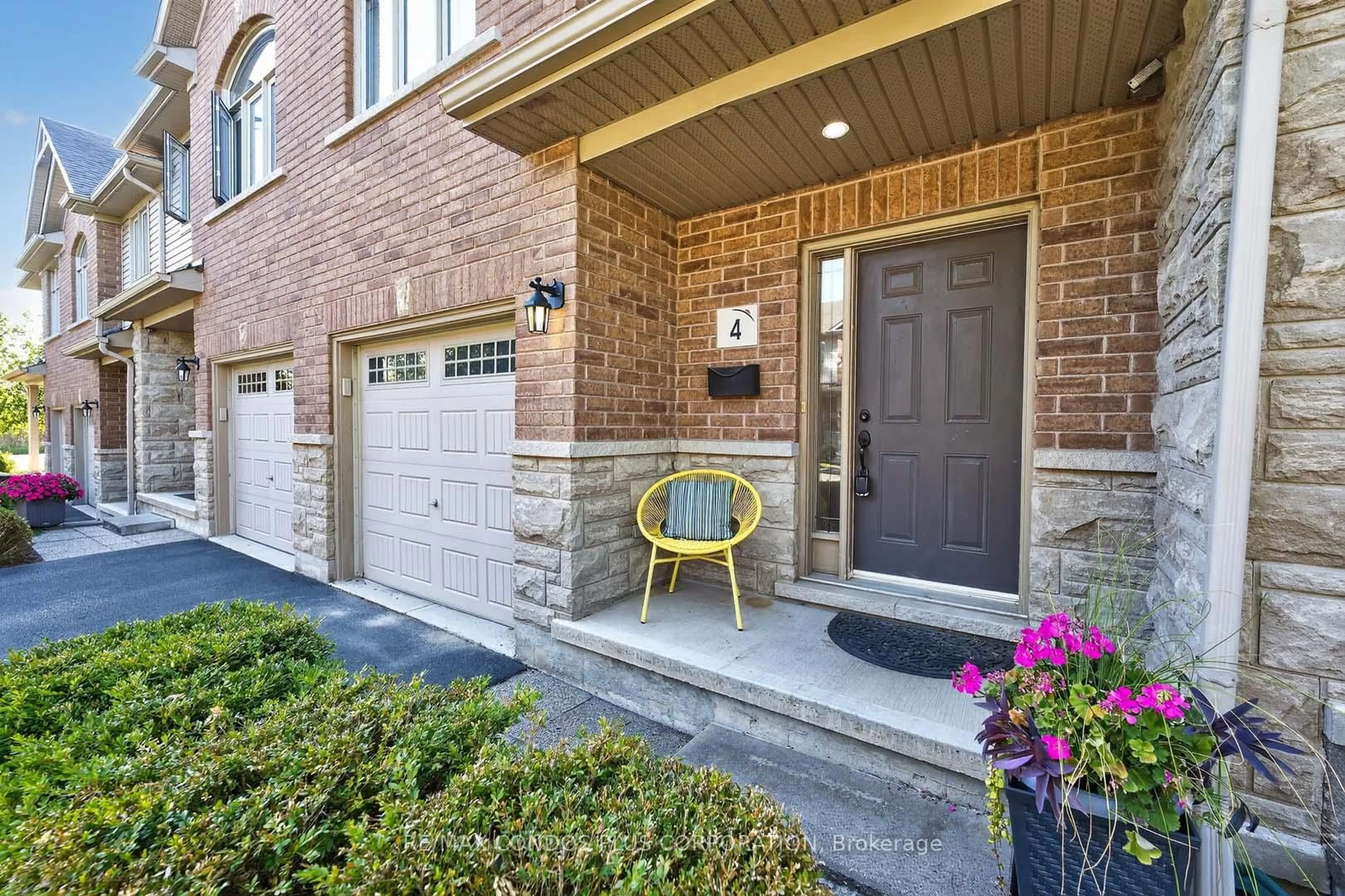 Unknown for 1491 Plains Rd #4, Burlington Ontario L7T 4H1