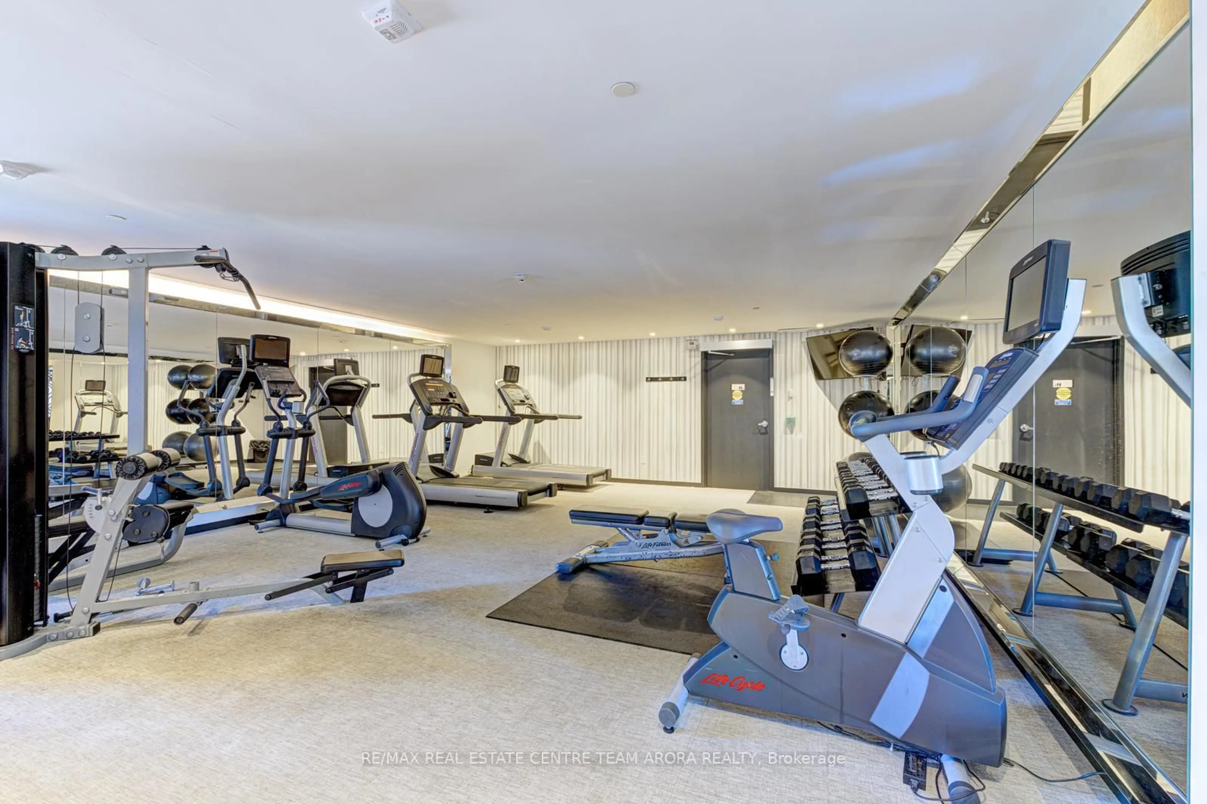 Gym or fitness room for 168 Sabina Dr #212, Oakville Ontario L6H 7C3