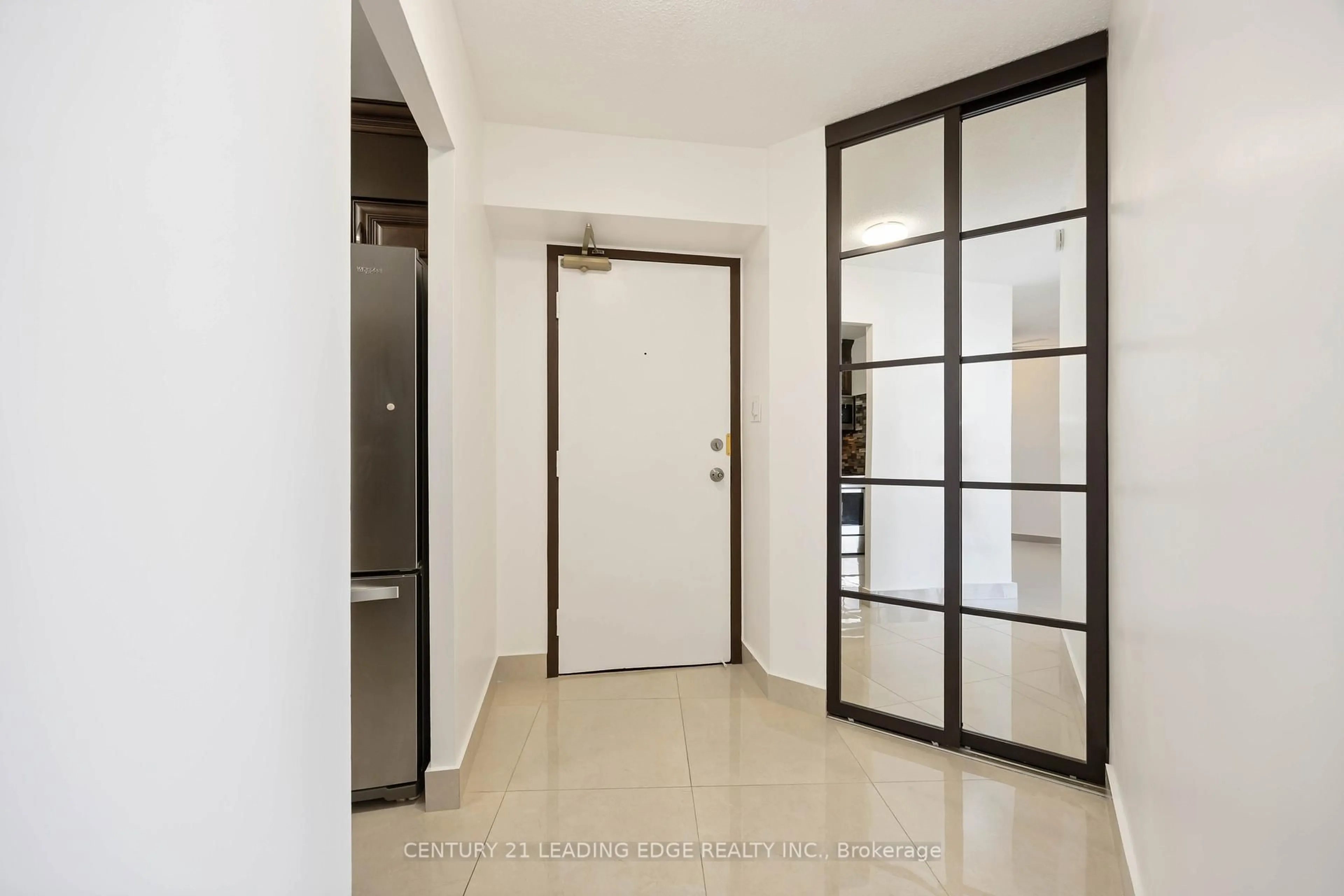 Indoor foyer for 330 Dixon Rd #2403, Toronto Ontario M9R 1S9