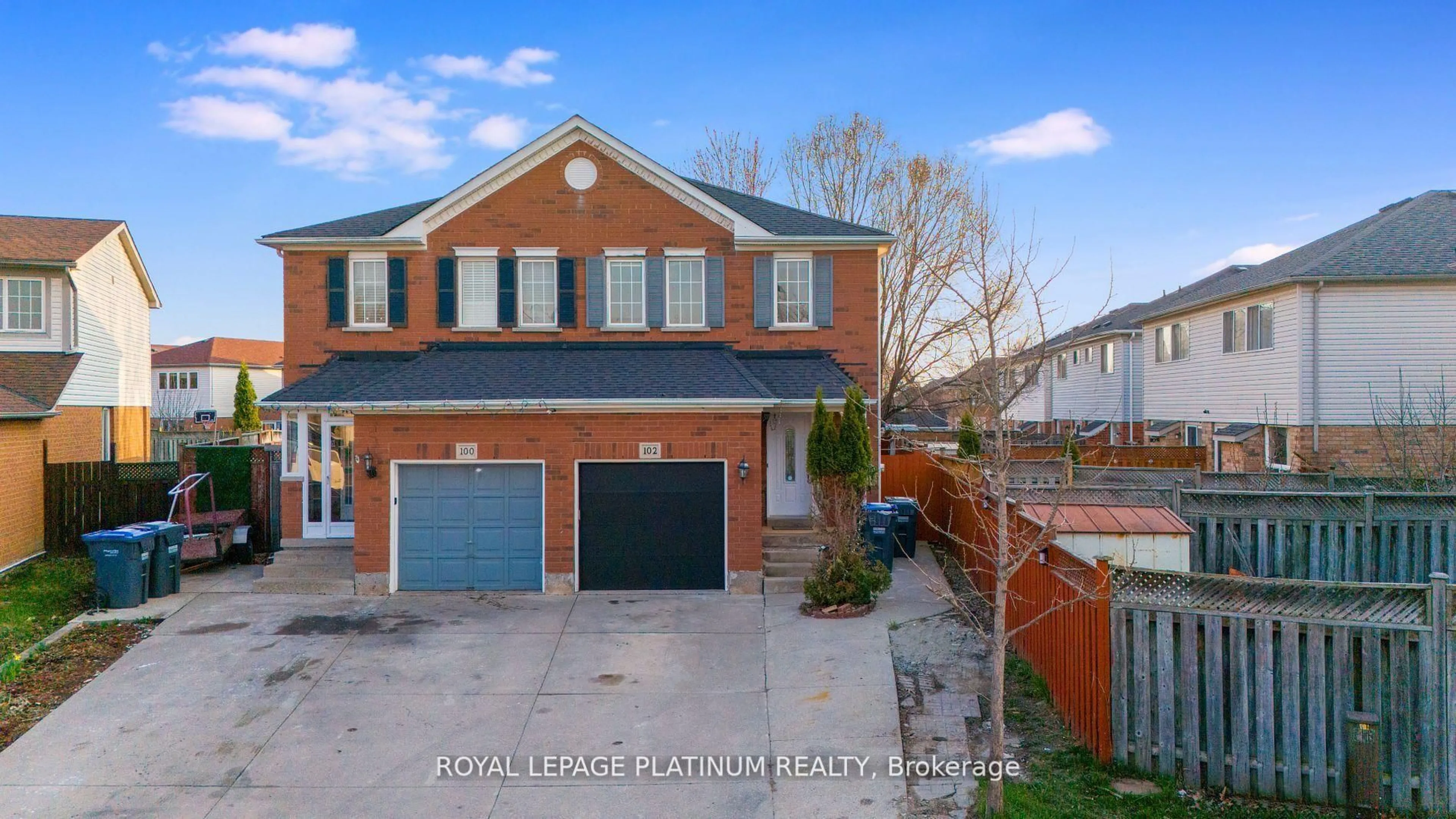 A pic from outside/outdoor area/front of a property/back of a property/a pic from drone, unknown for 102 Bunchberry Way, Brampton Ontario L6R 2E8
