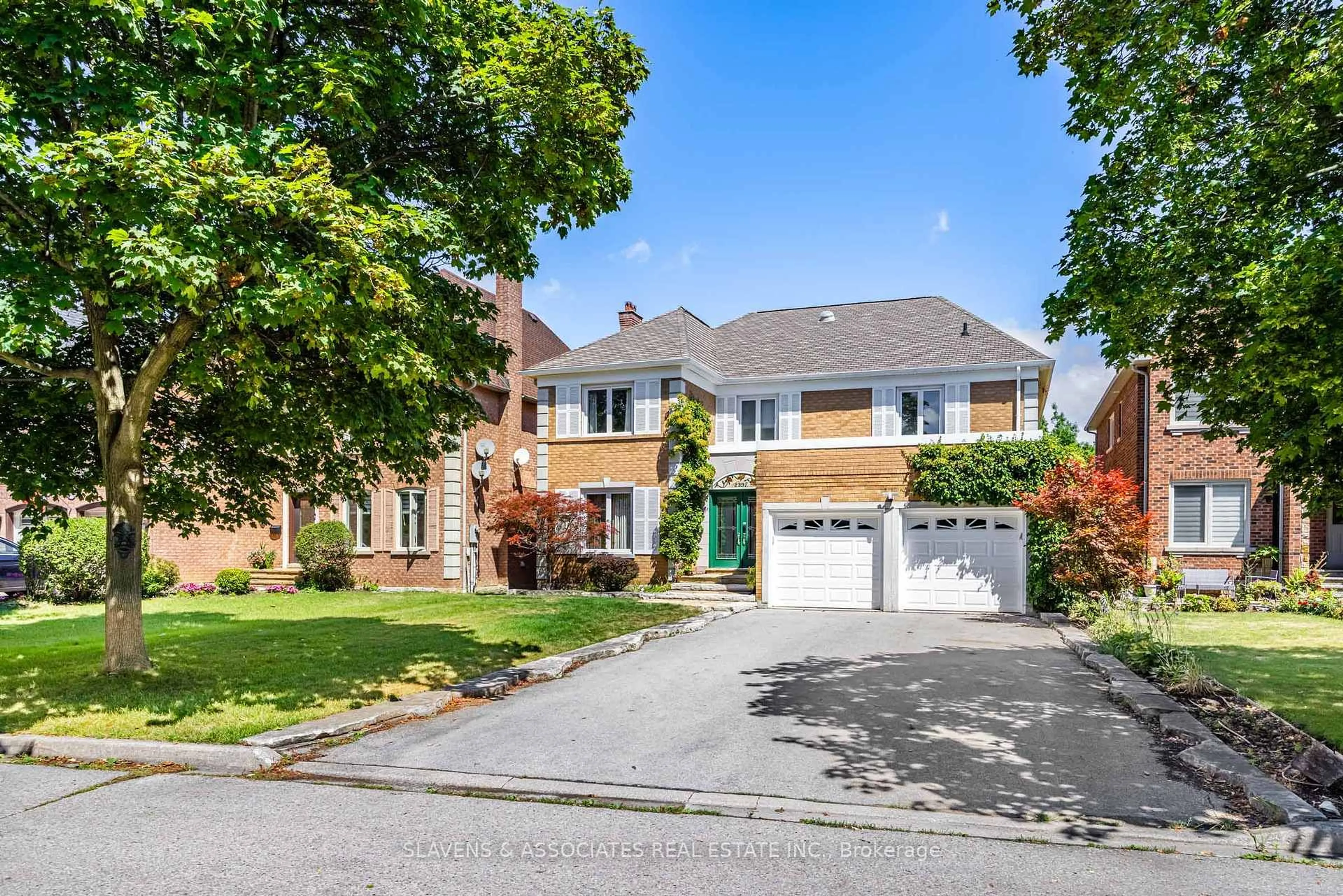 Home with brick exterior material, street for 2397 Marisa Crt, Mississauga Ontario L5K 2P7