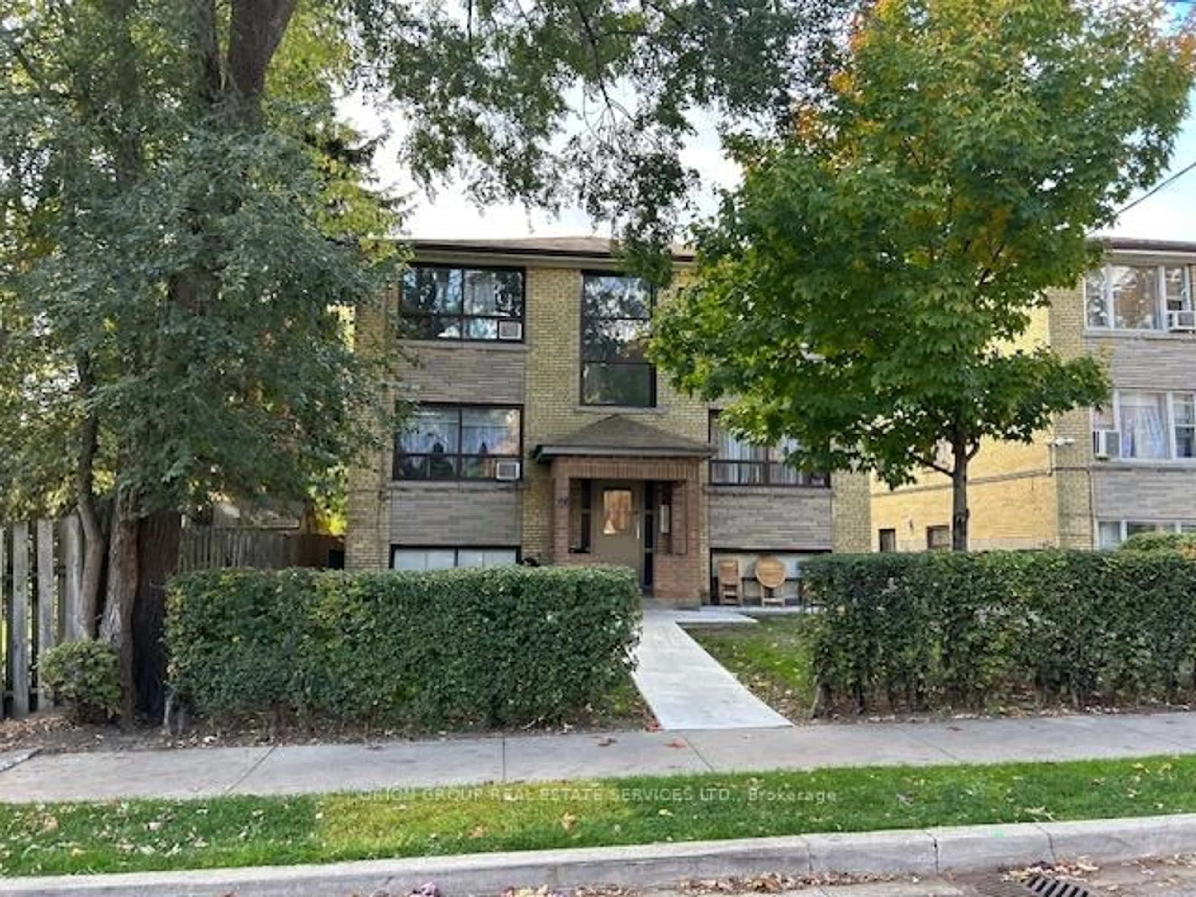 Home with brick exterior material, street for 44 Albert Ave, Toronto Ontario M8V 2L7