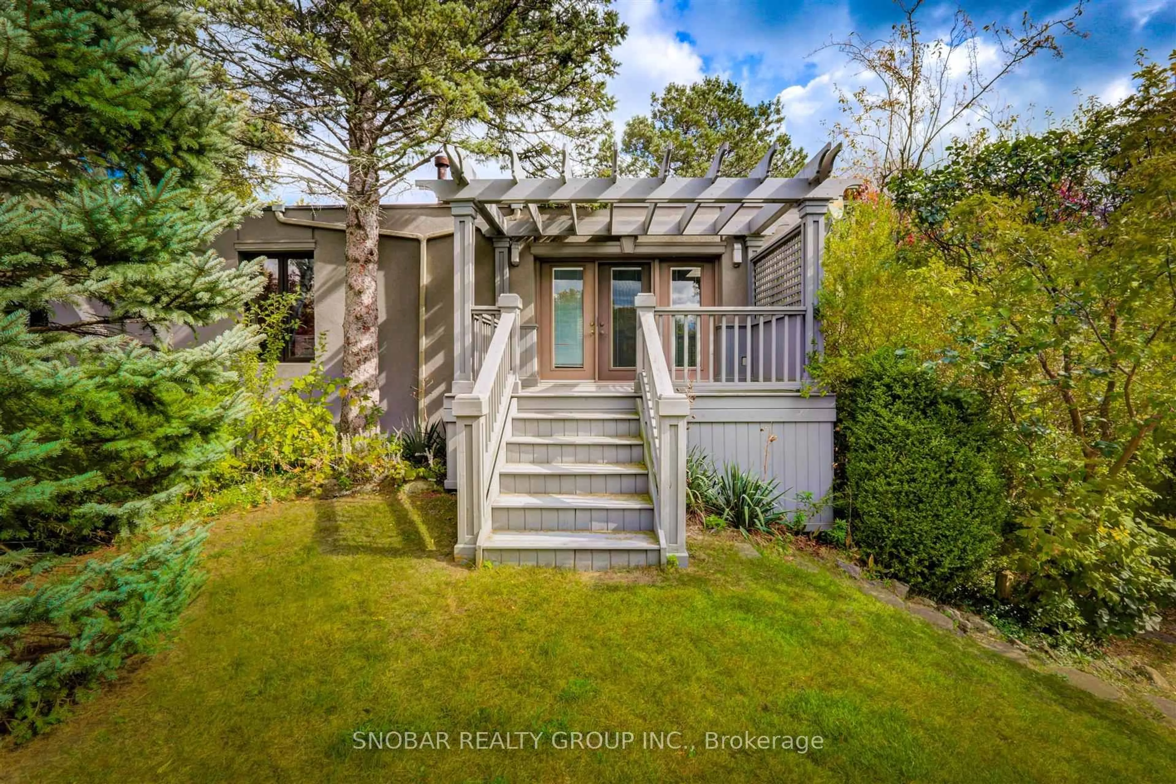 Unknown for 722 Nautalex Crt, Mississauga Ontario L5H 1A7