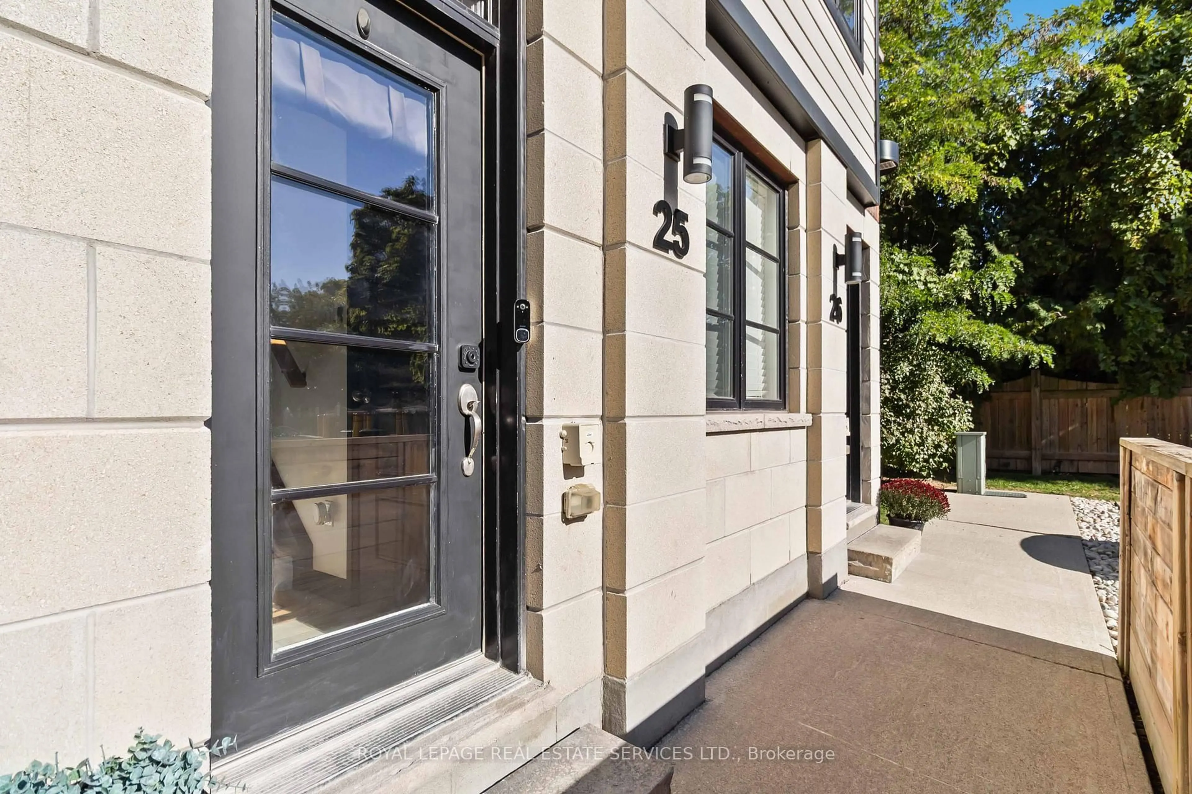 Unknown for 405 Plains Rd #25, Burlington Ontario L7T 2C9