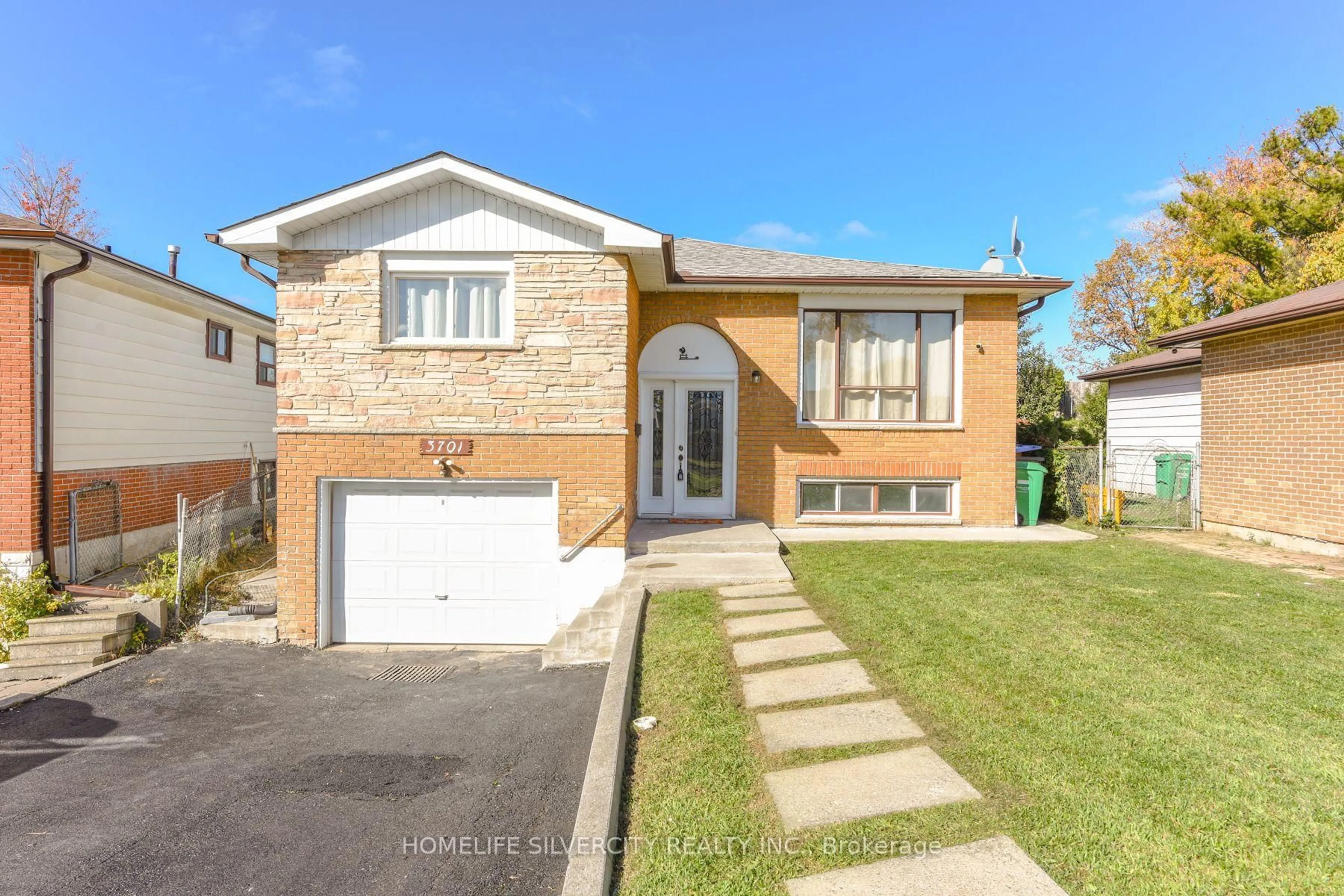 Unknown for 3701 Keenan Cres, Mississauga Ontario L4T 3M1