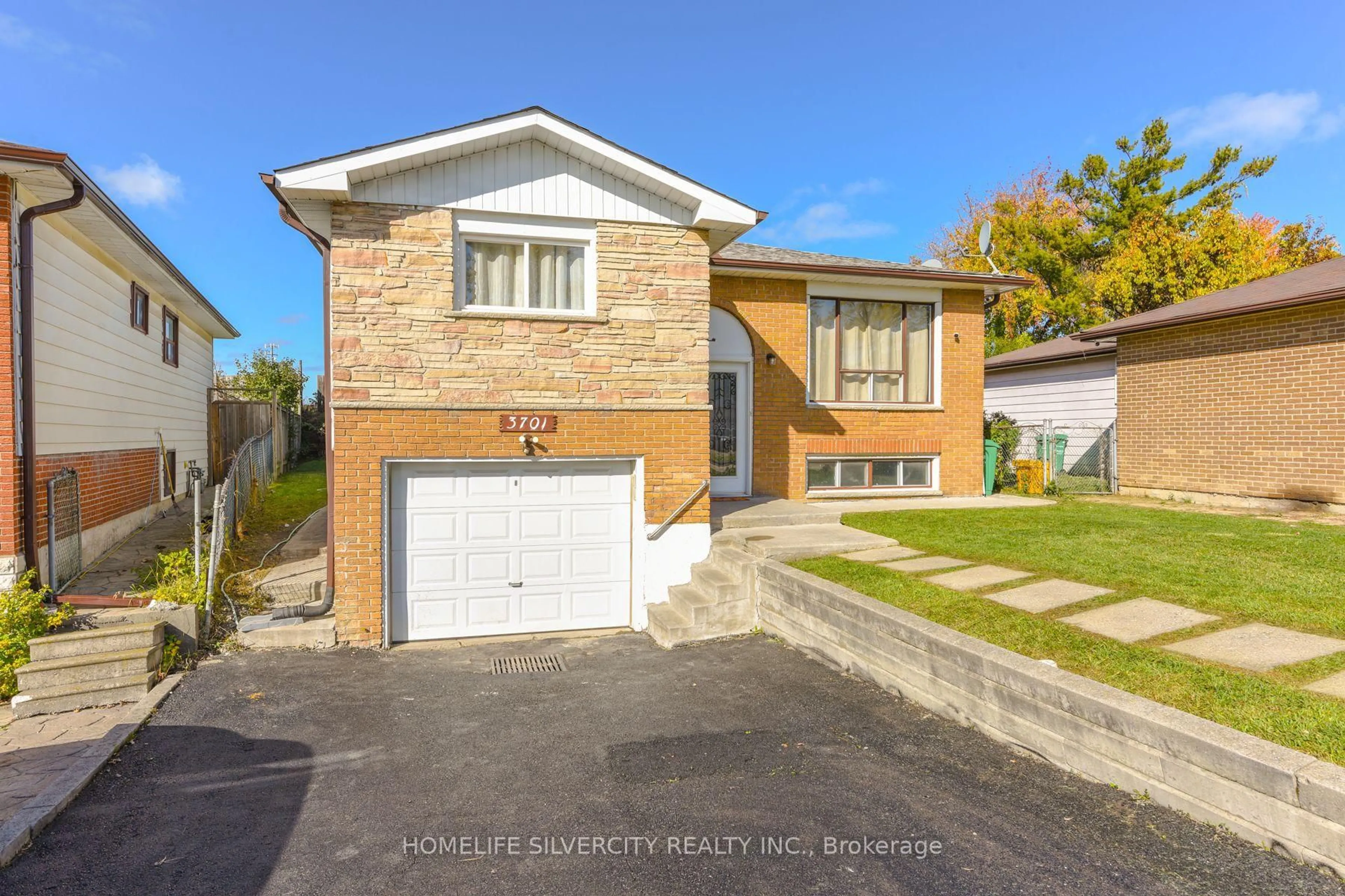 Unknown for 3701 Keenan Cres, Mississauga Ontario L4T 3M1