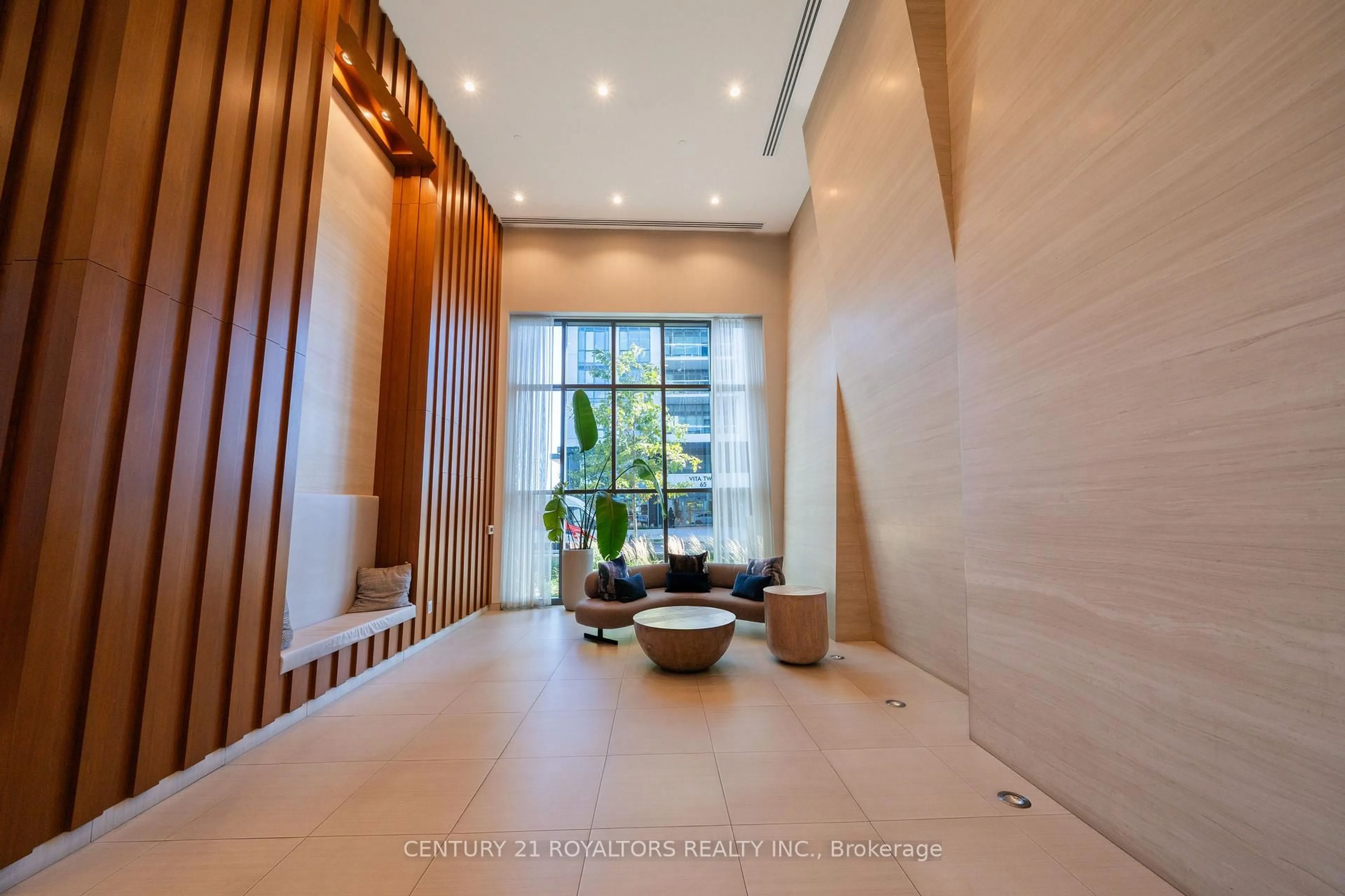 Indoor foyer for 70 Annie Craig Dr #1402, Toronto Ontario M8V 0C5