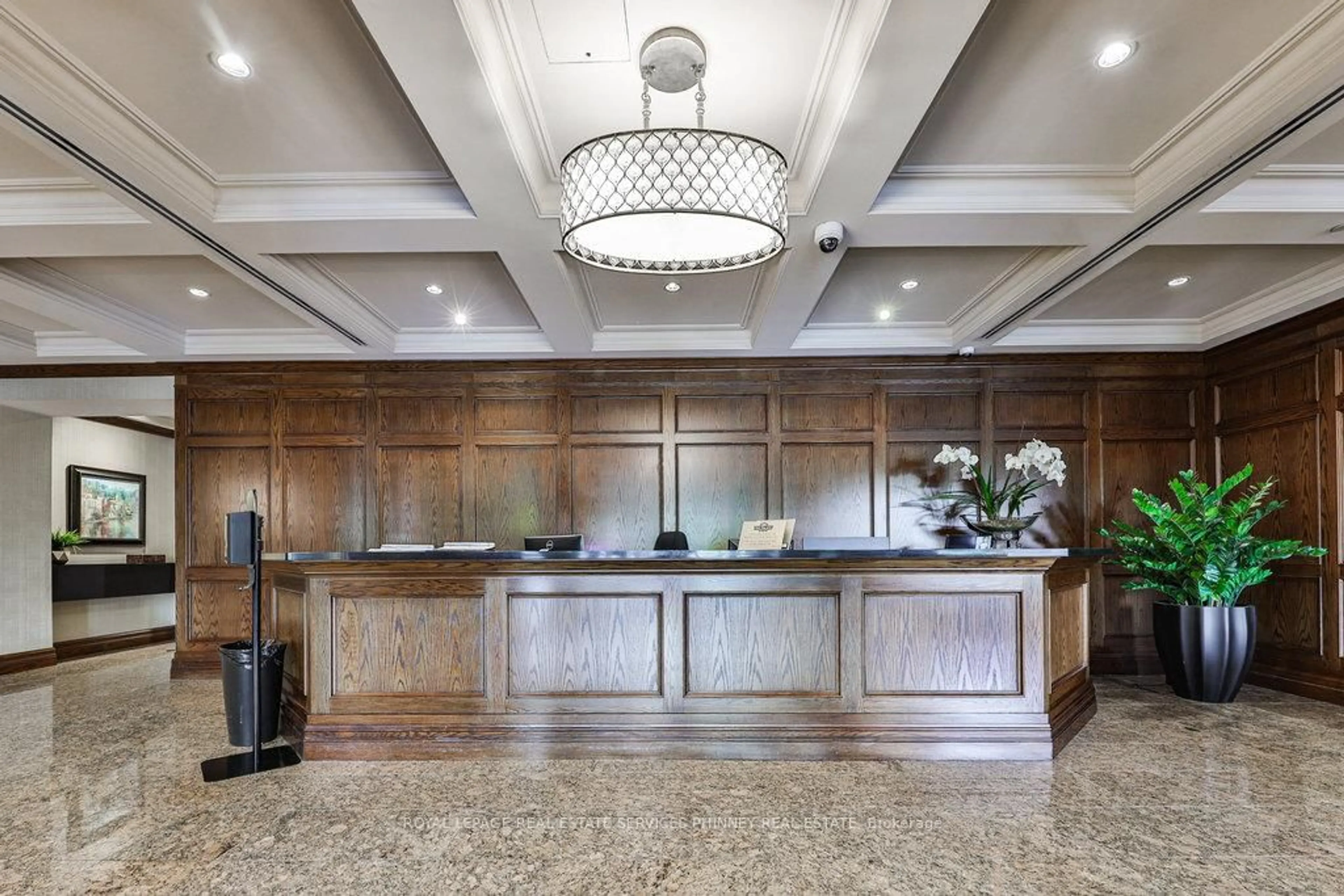 Lobby for 1900 The Collegeway #807, Mississauga Ontario L5L 5Y8