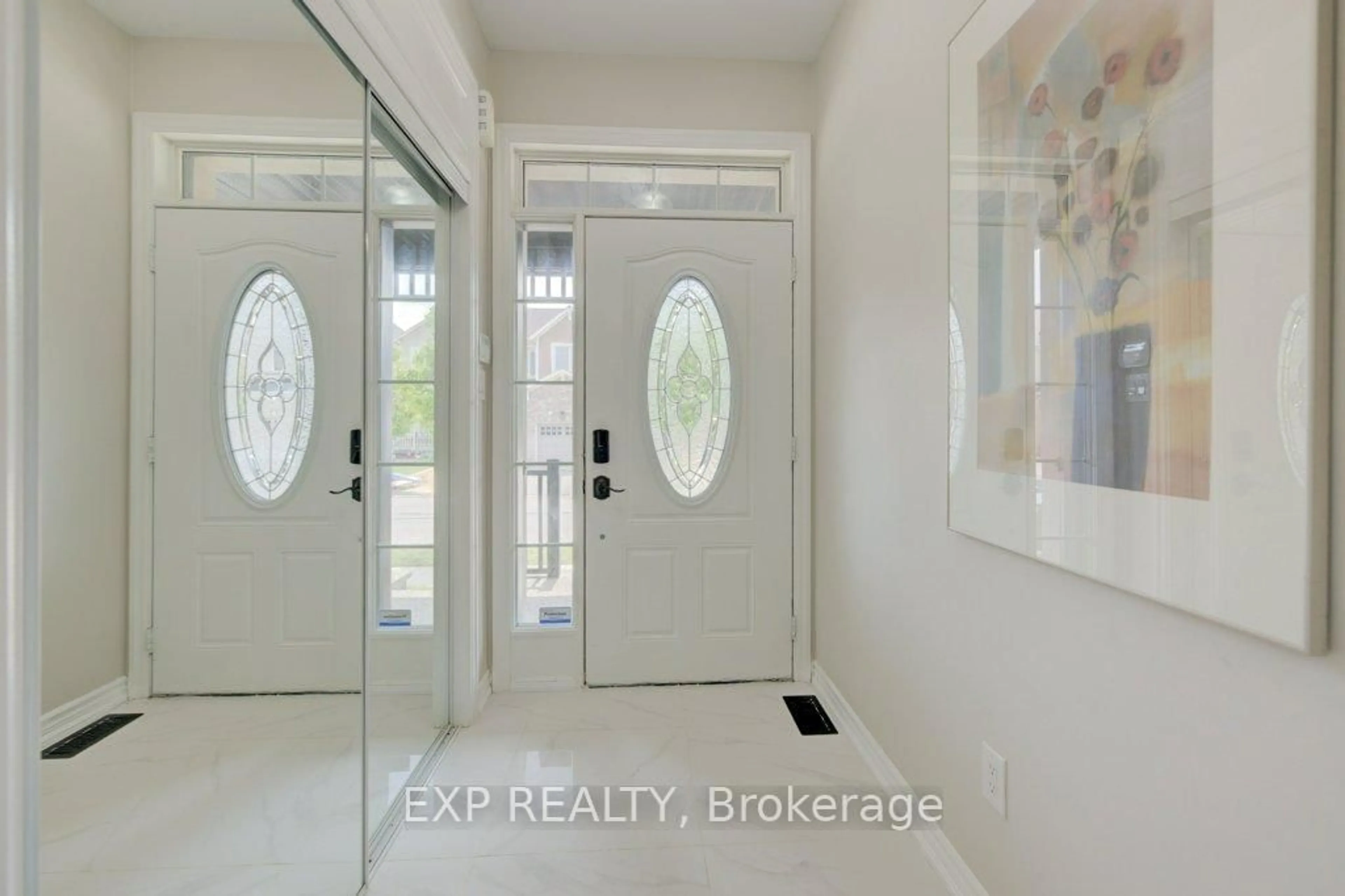 Indoor entryway for 953 Gastle Way, Milton Ontario L9T 0Z9